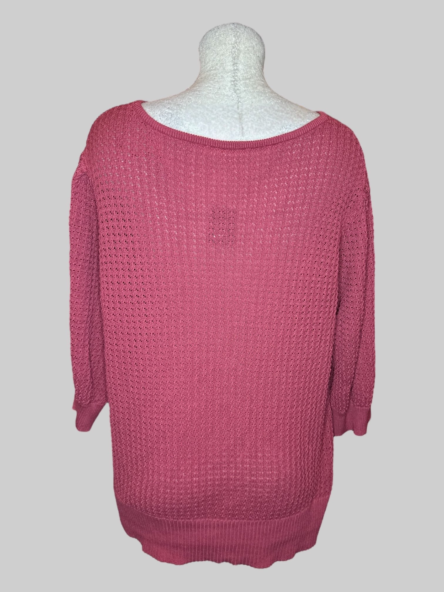 4X Pink knit sweater with quarter sleeves