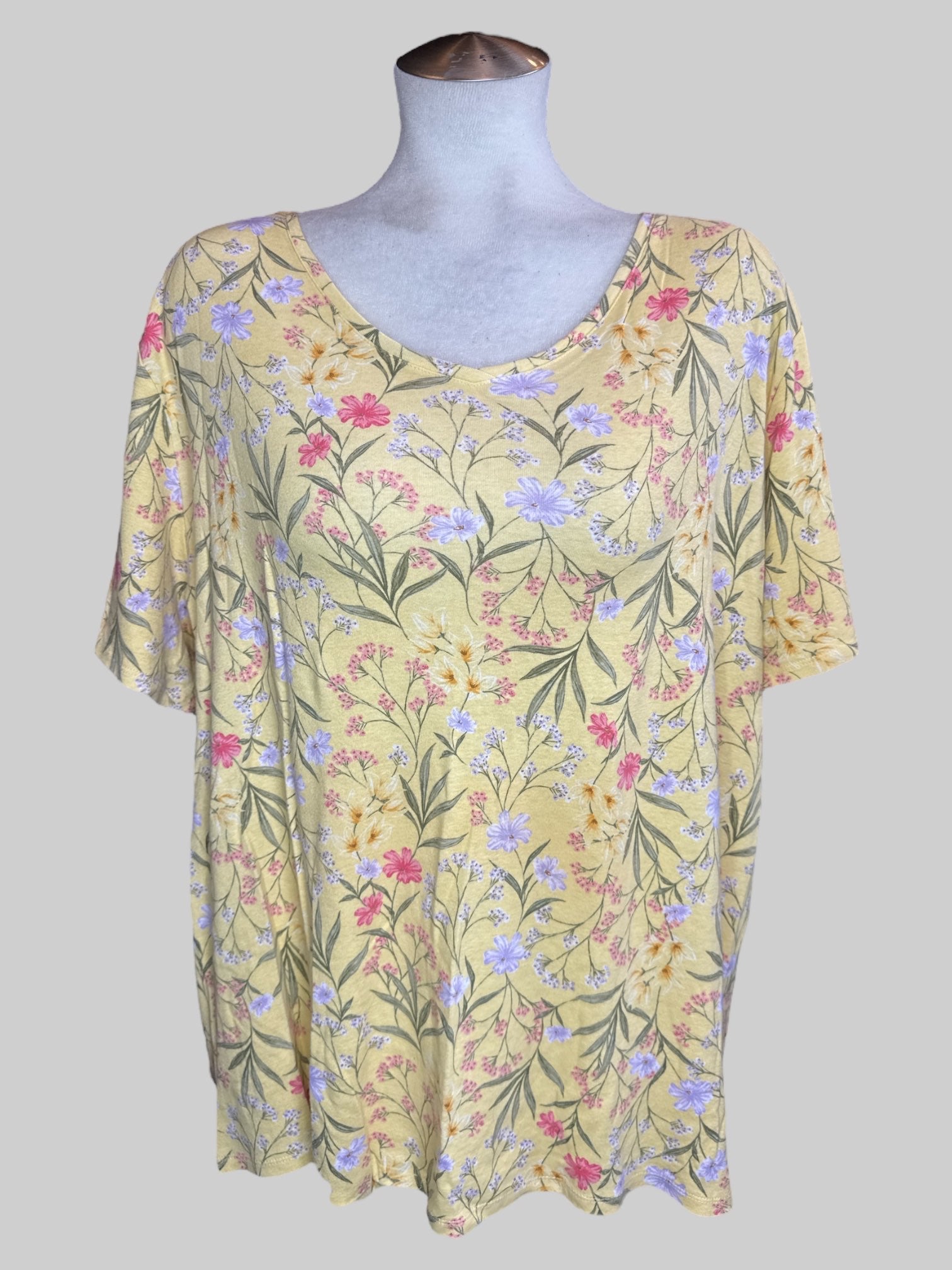 5X Yellow floral tee
