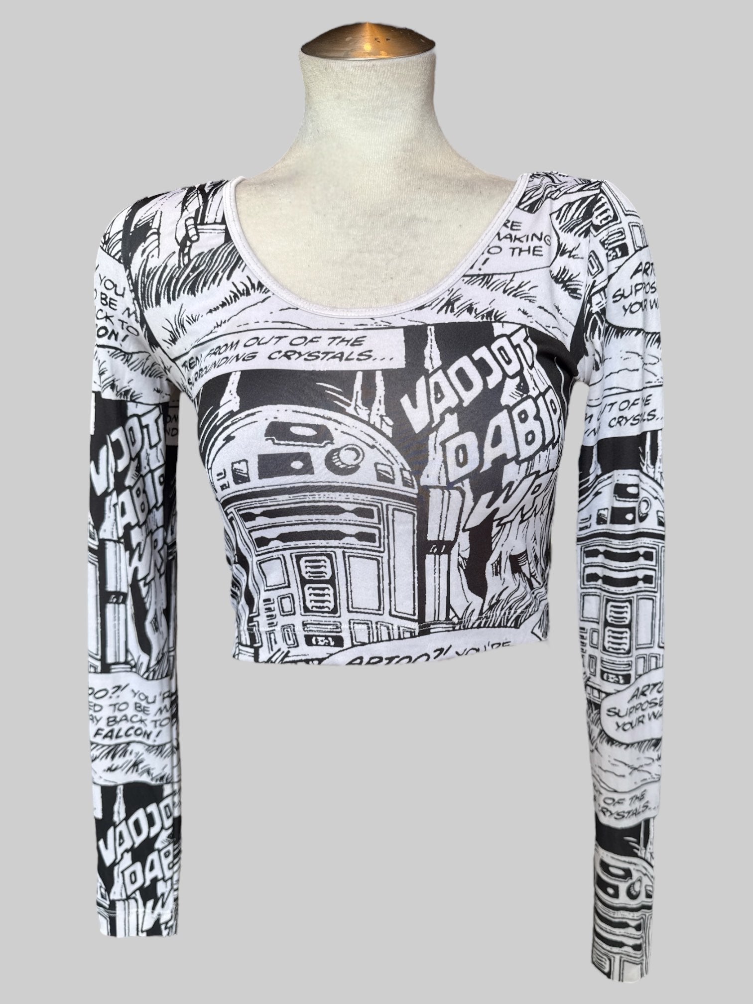 M white and black Star Wars long sleeve crop top