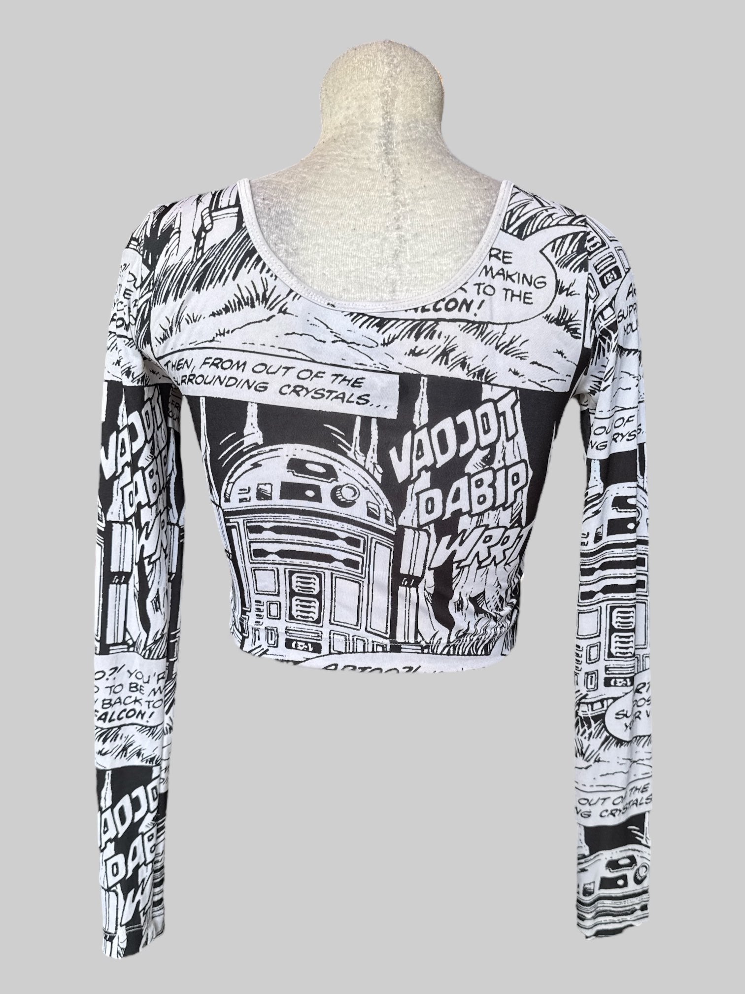 M white and black Star Wars long sleeve crop top