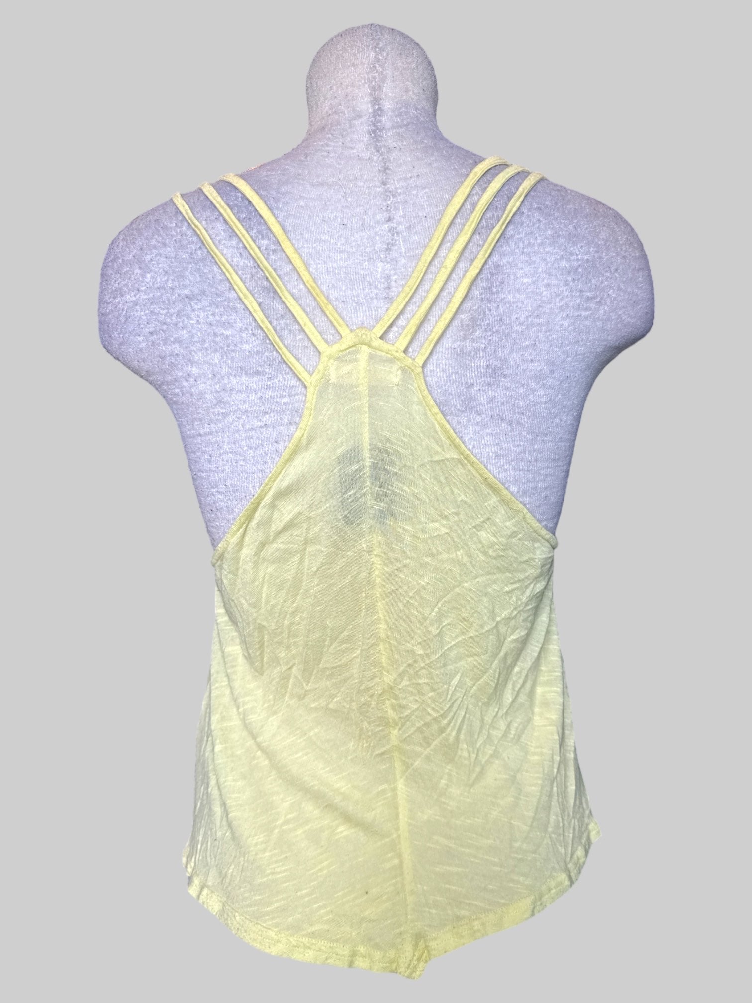 XL Light yellow sleeveless top with crochet chest and shoulders and straps on back