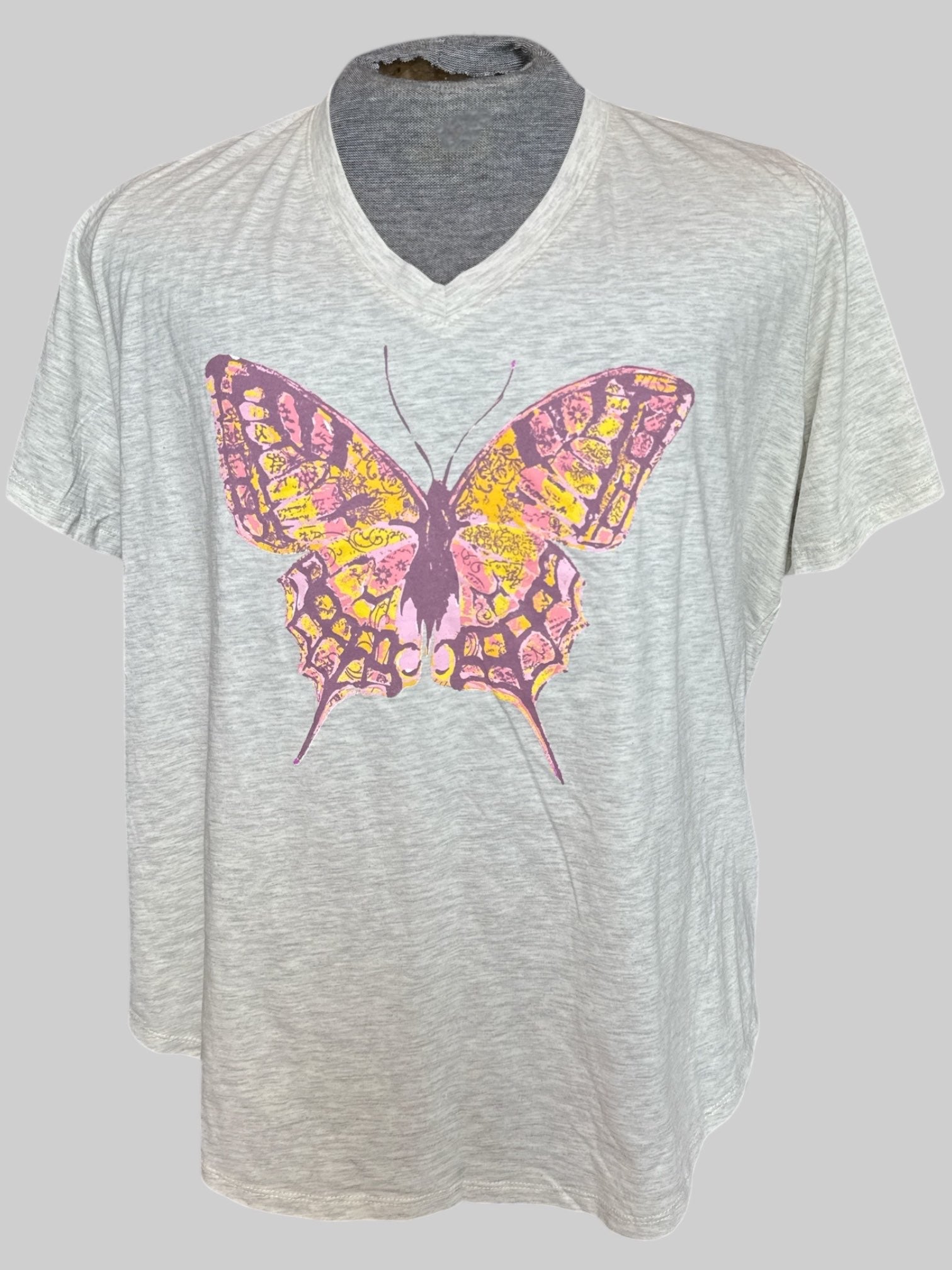3X NWT Cream colored t-shirt with pink, purple, and yellow butterfly graphic