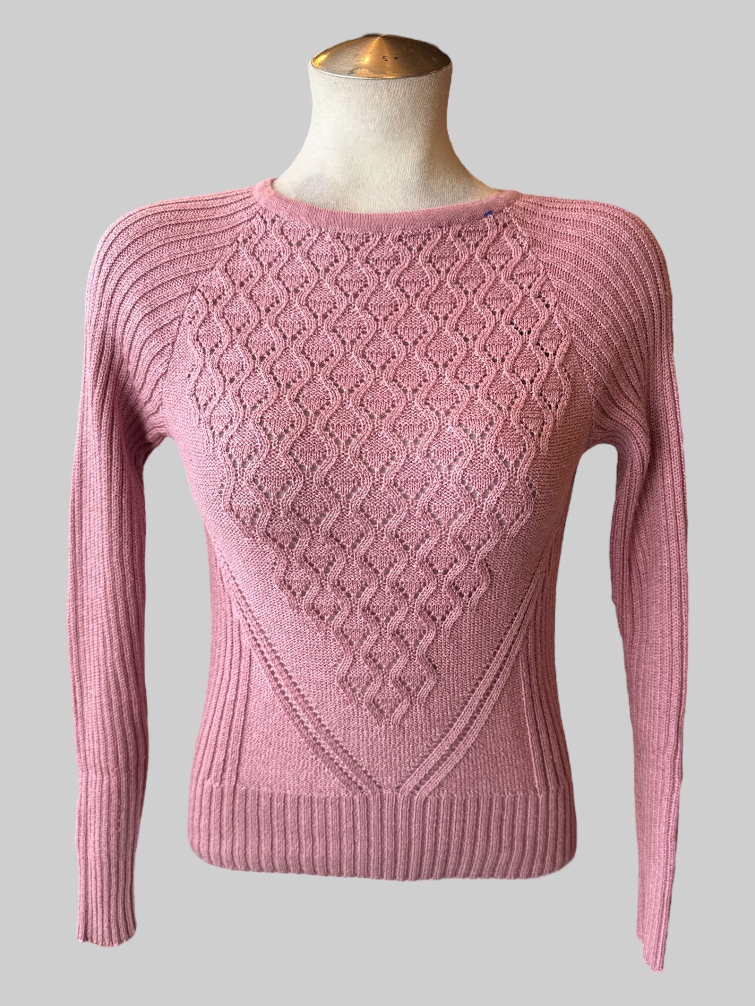 M Dusty pink knit sweater