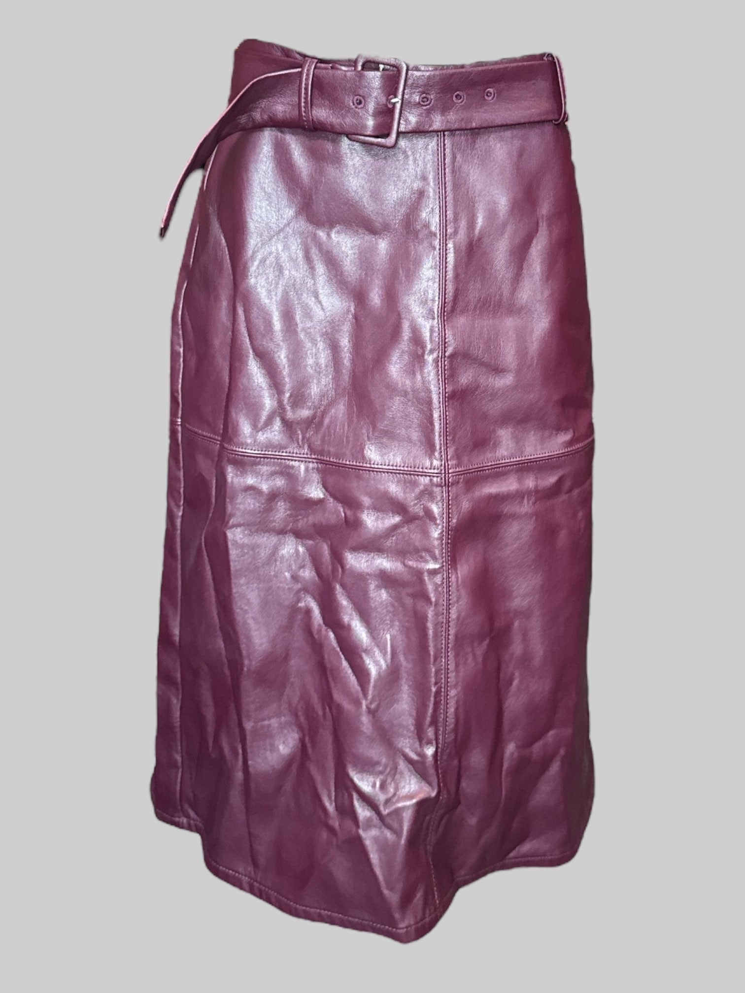 M Burgundy pleather skirt with belt