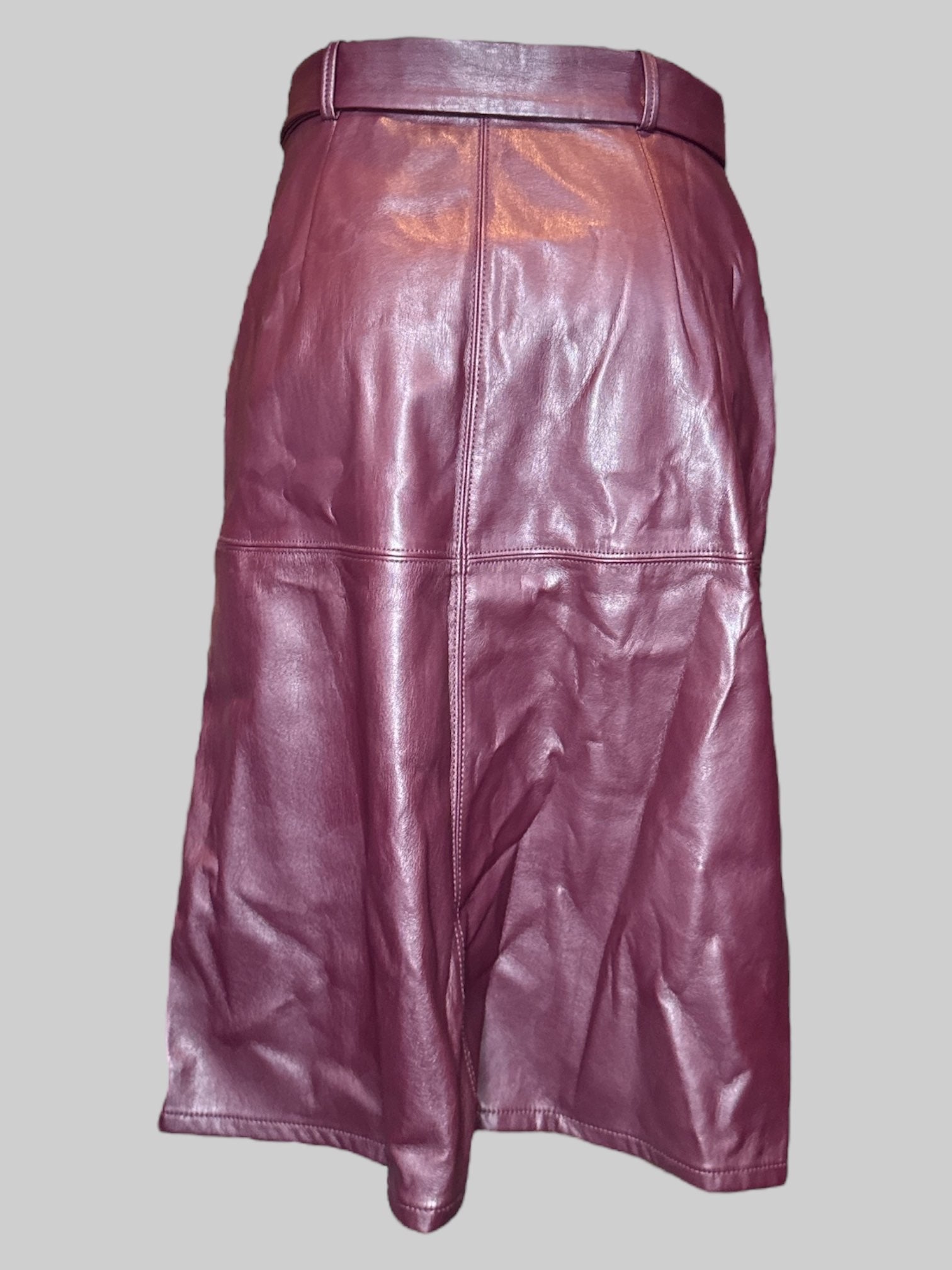 M Burgundy pleather skirt with belt