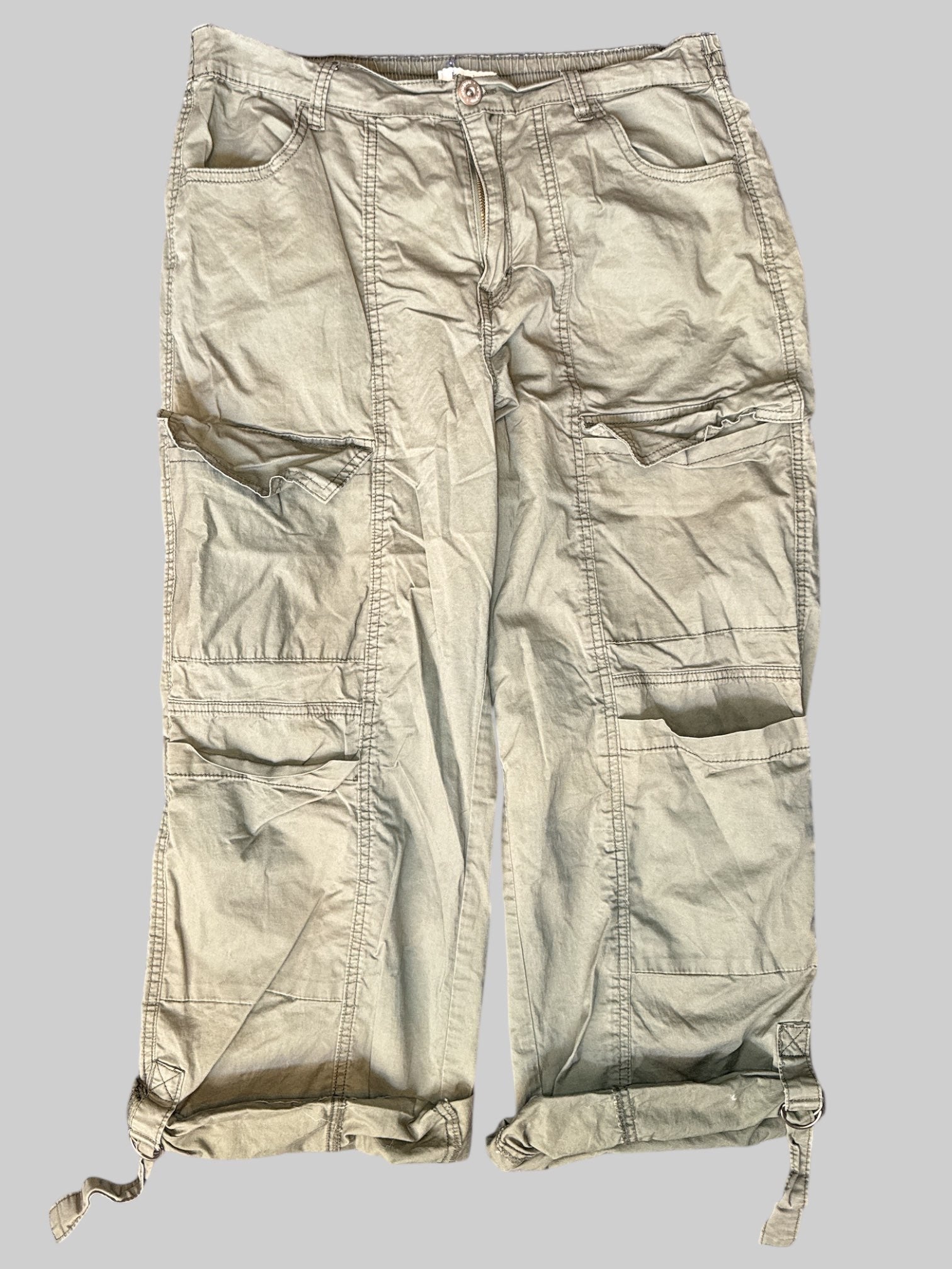 L Sage green cargo pants