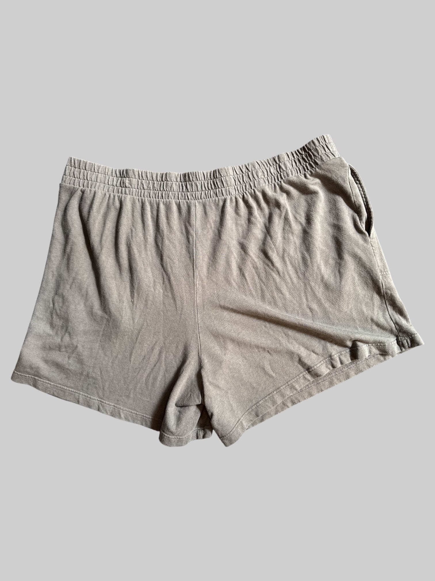 3X Grey sweatpants shorts