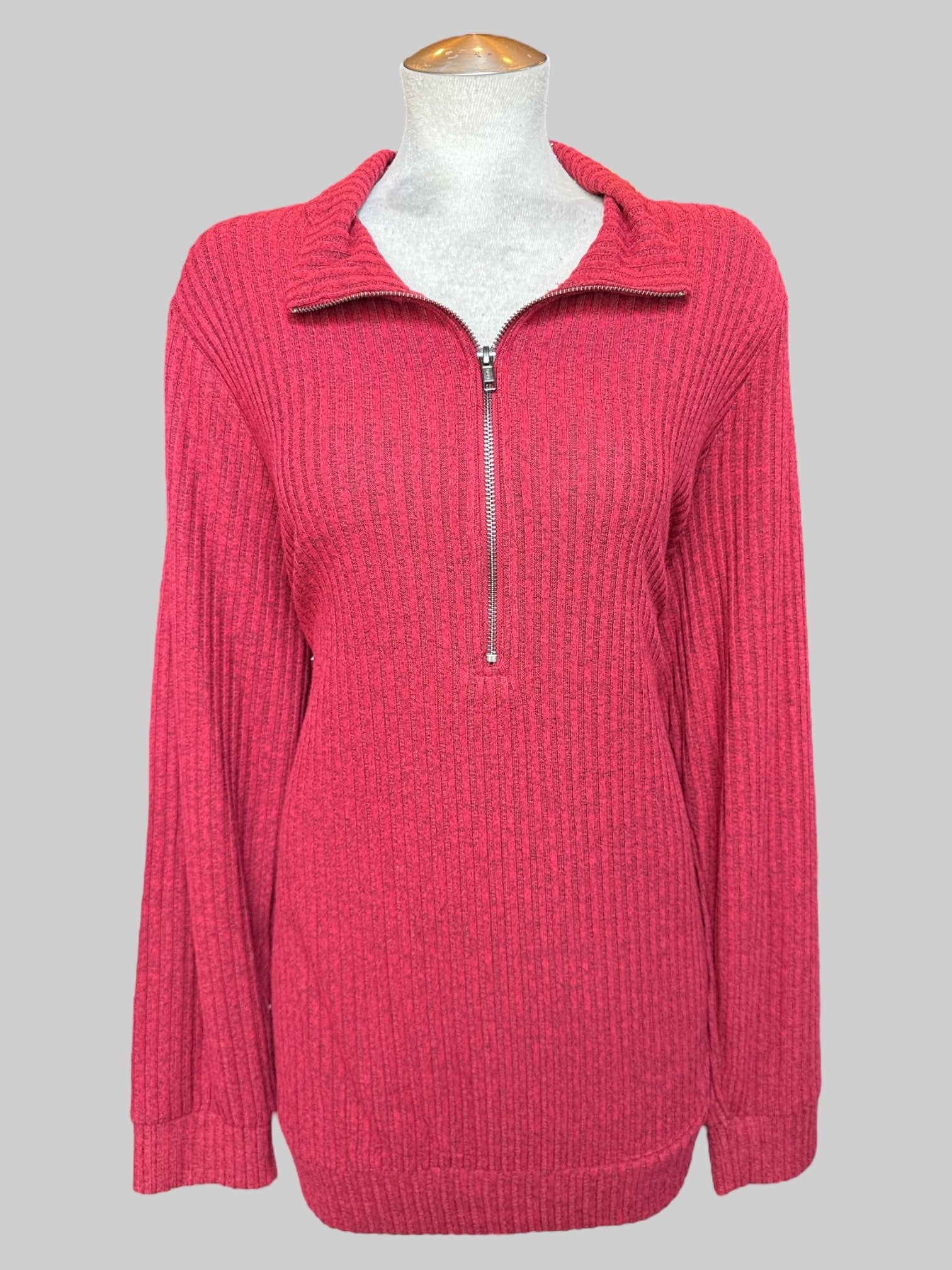 4X Red and black ribbed mock neck sweater with quarter zipper