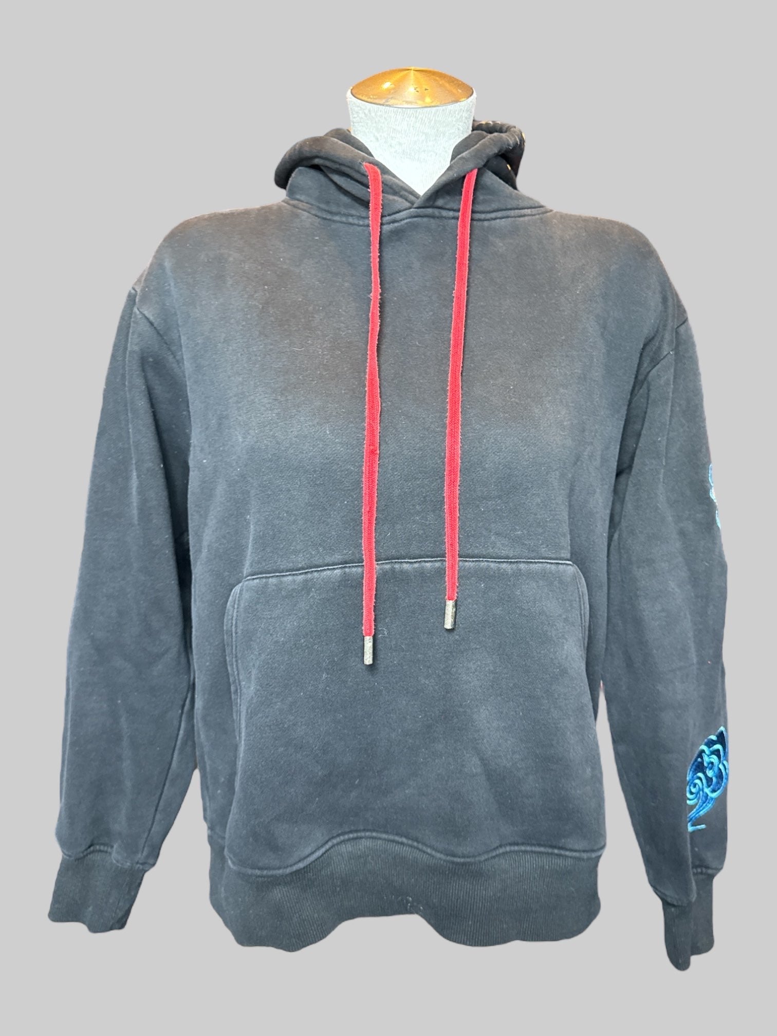 L Black hoodie sweatshirt with beautiful embroidery on back and sleeve