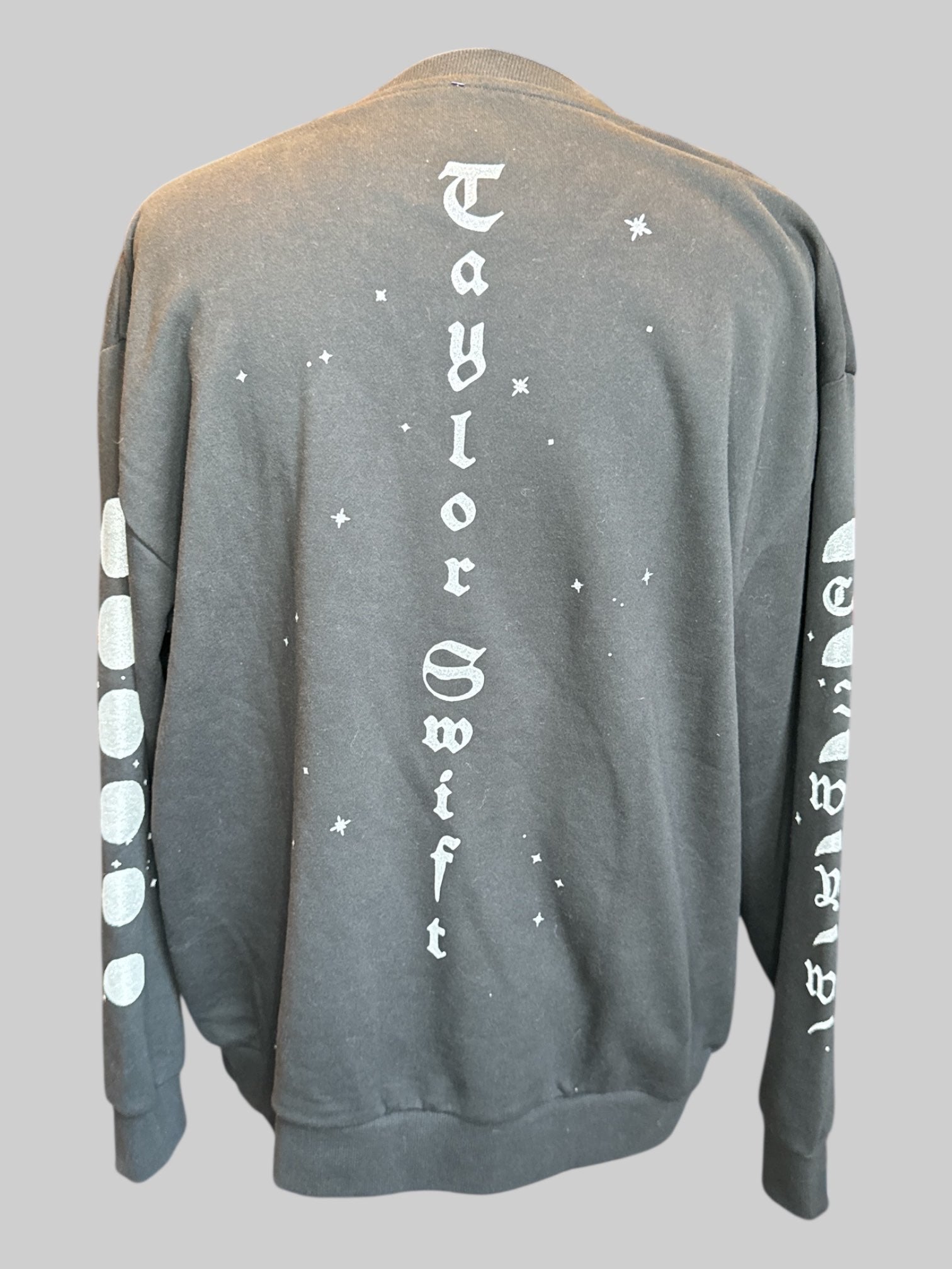 3X Black Taylor Swift pullover sweater