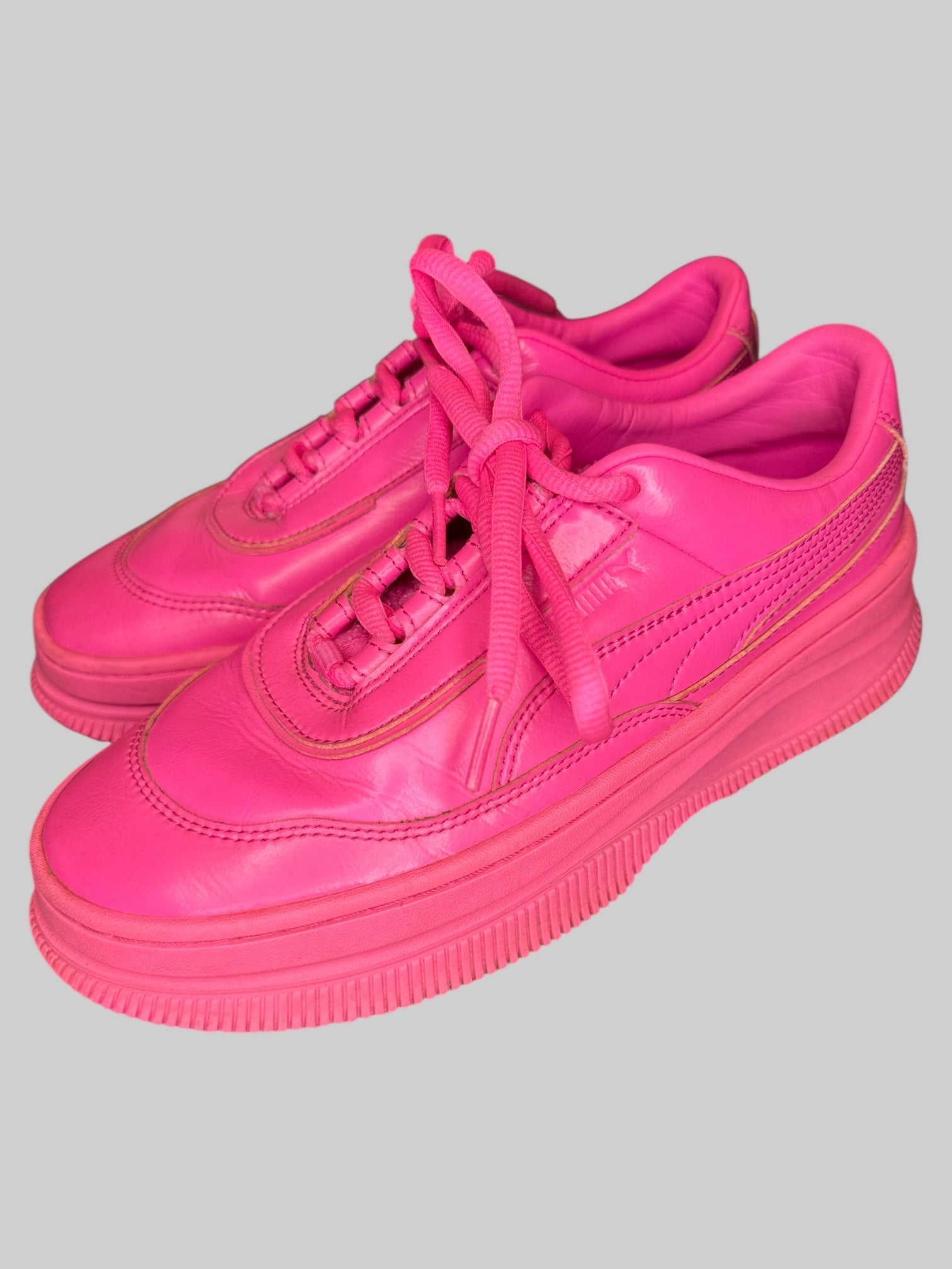 Size 8.5 Bright pink Puma sneakers