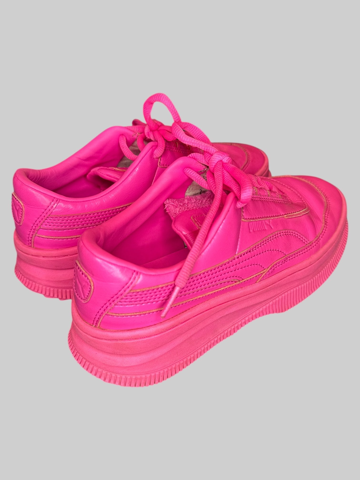 Size 8.5 Bright pink Puma sneakers