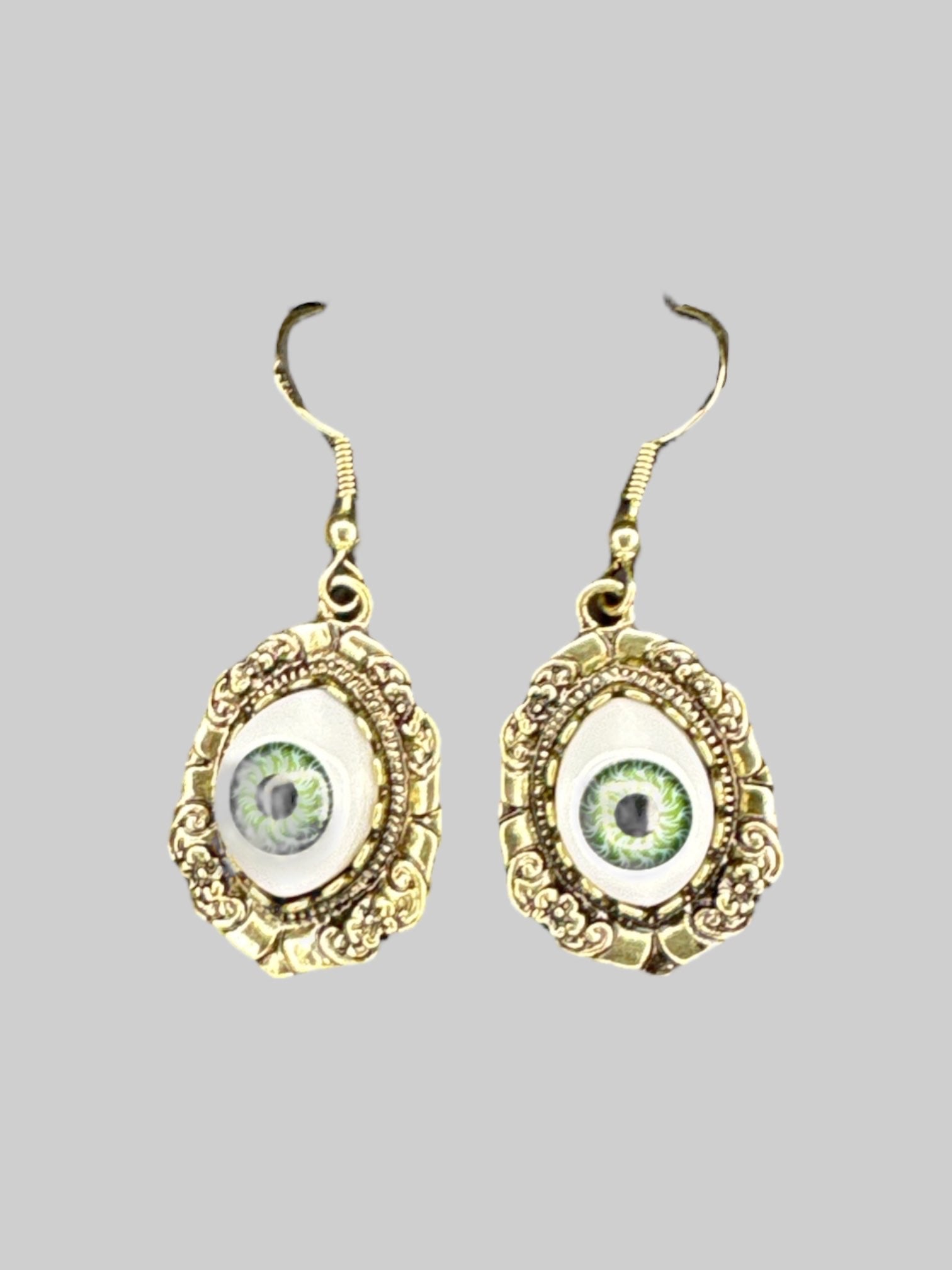 Eyeball dangle earrings