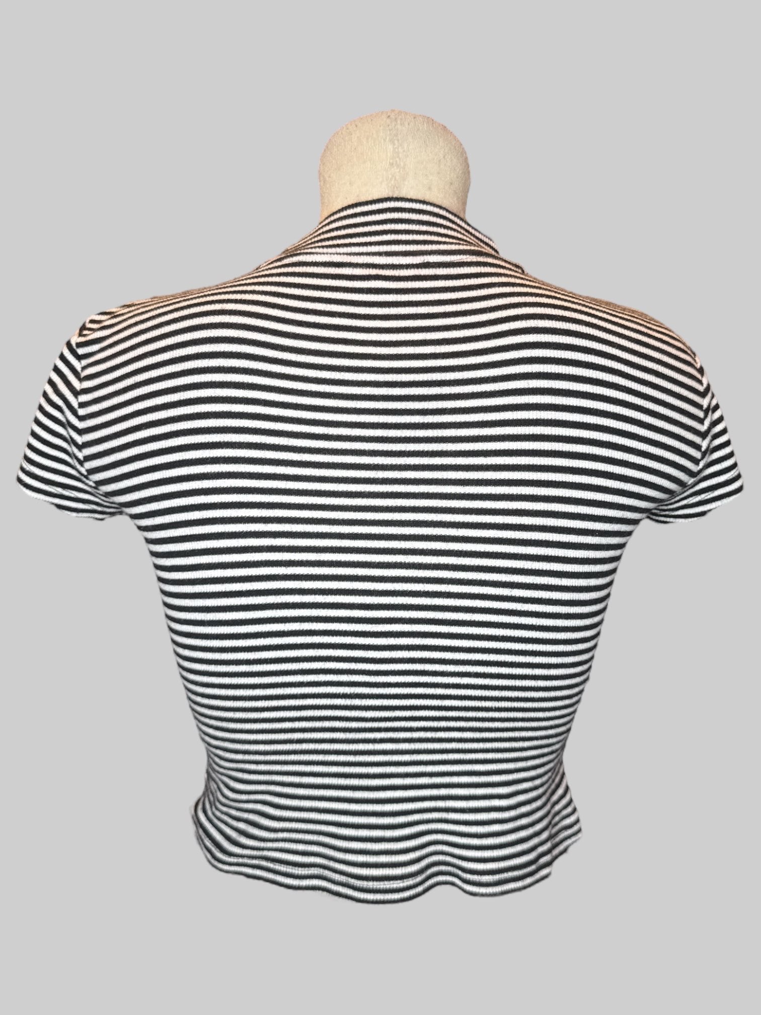 XL black and white striped crop top with mock neck