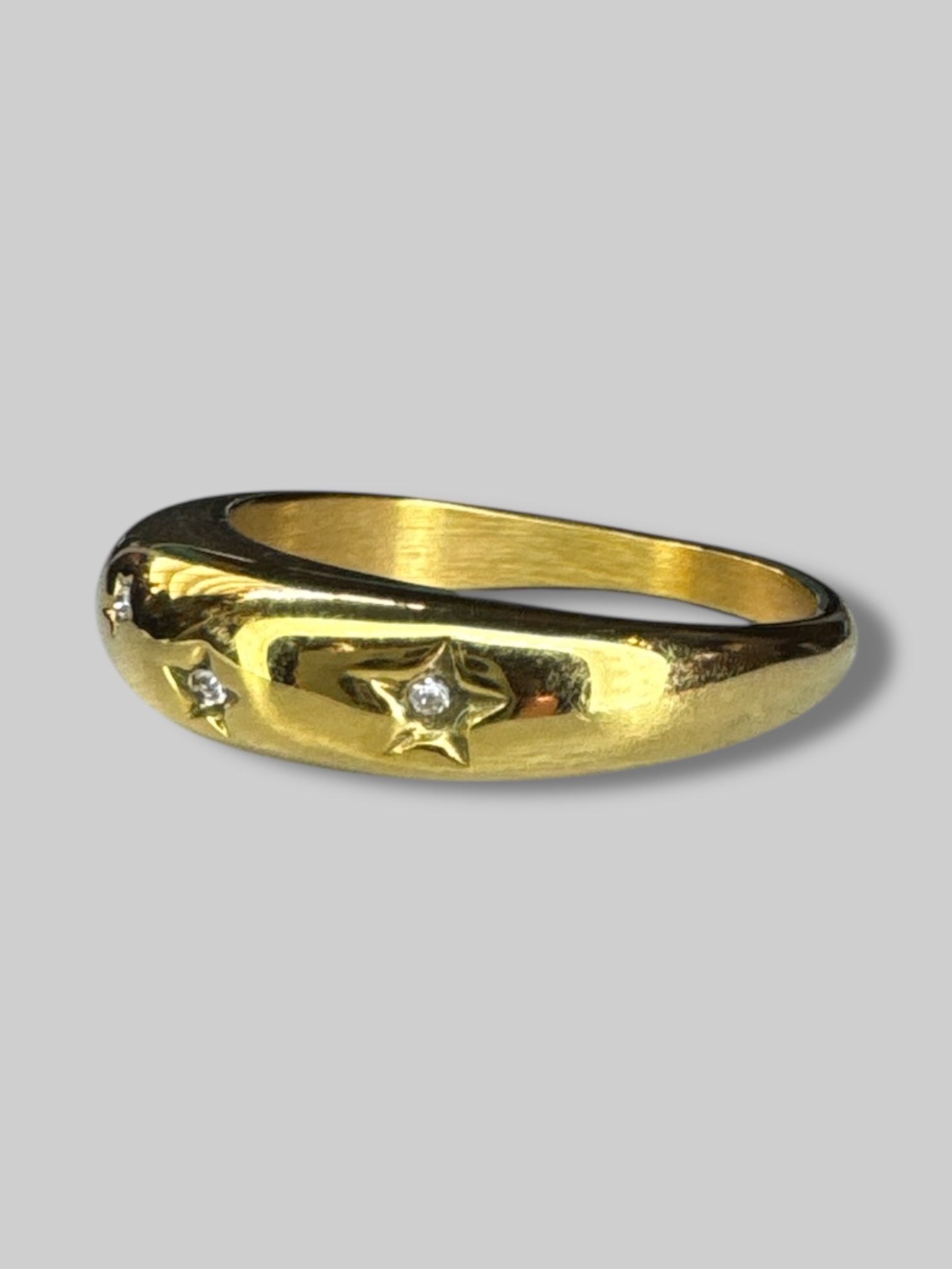 Size 9 gold color ring with stars