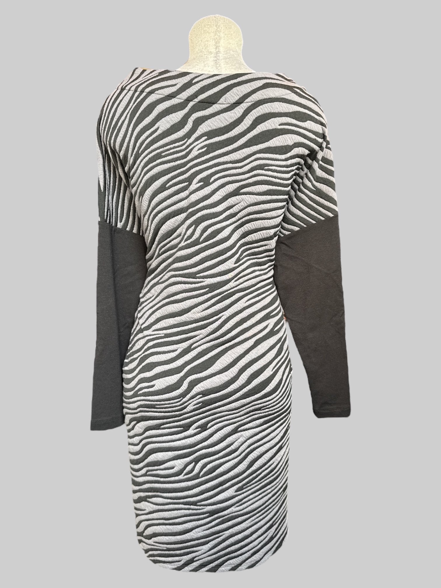 2X black and gray zebra print dress