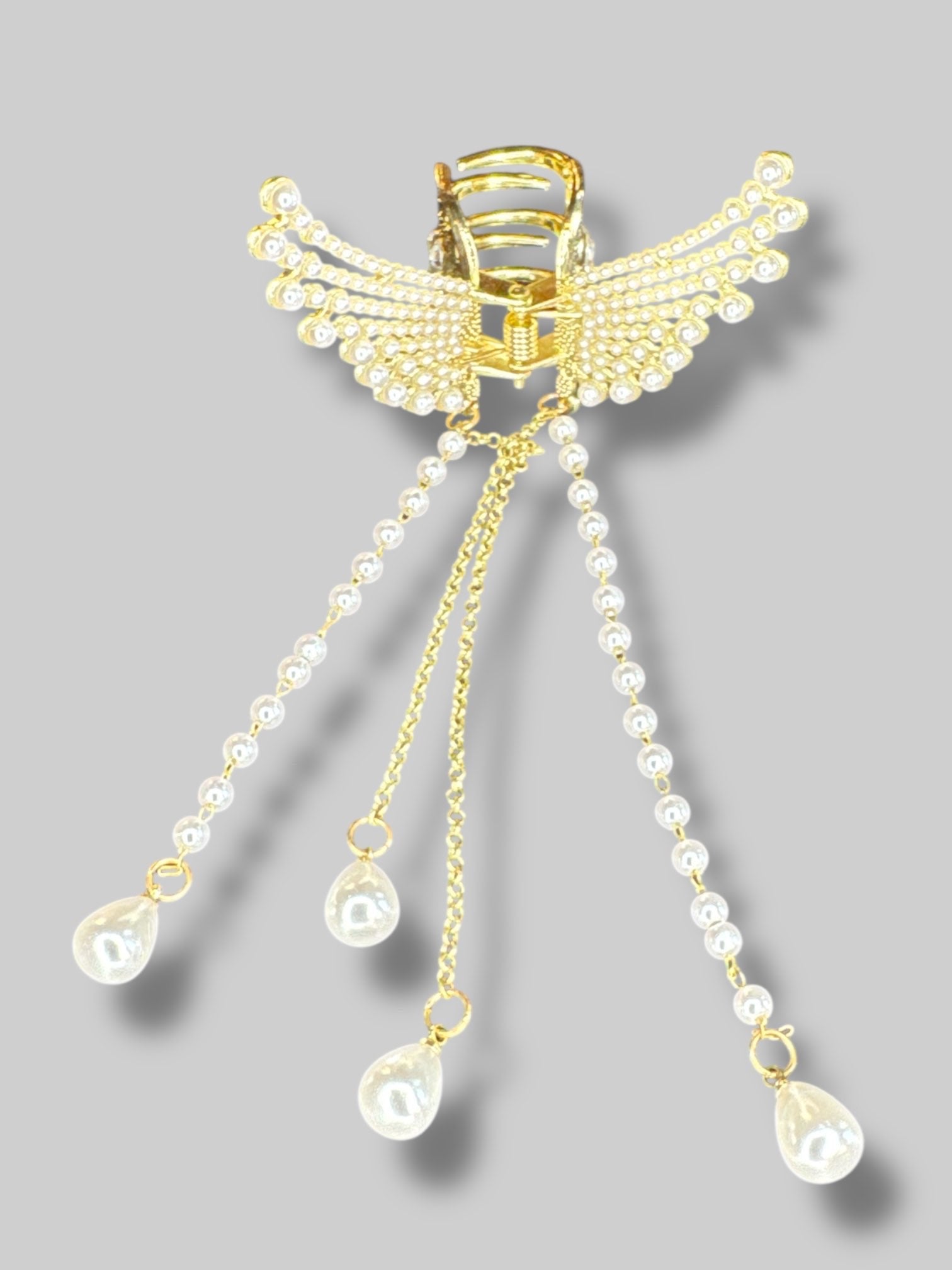 gold color and faux pearl angel wings hair clip