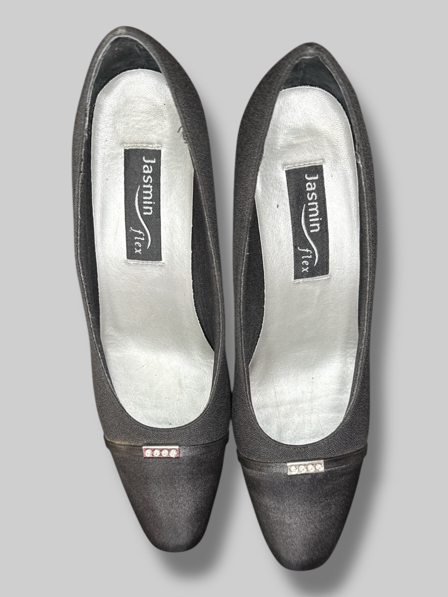 vintage black heels size 9.5