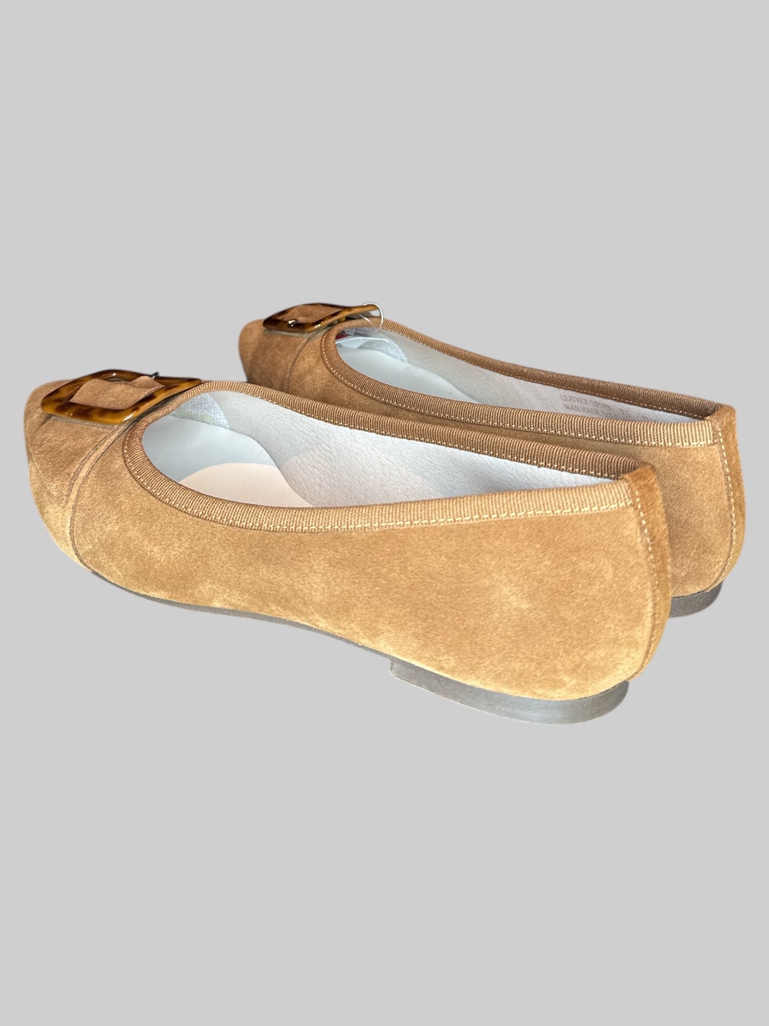 NWT genuine leather brown flats with buckle size 9.5