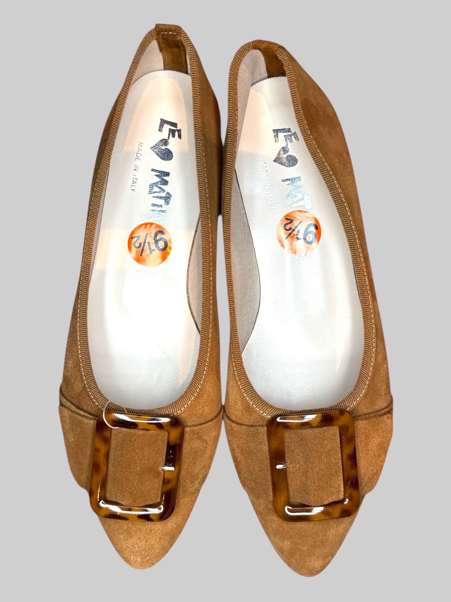 NWT genuine leather brown flats with buckle size 9.5