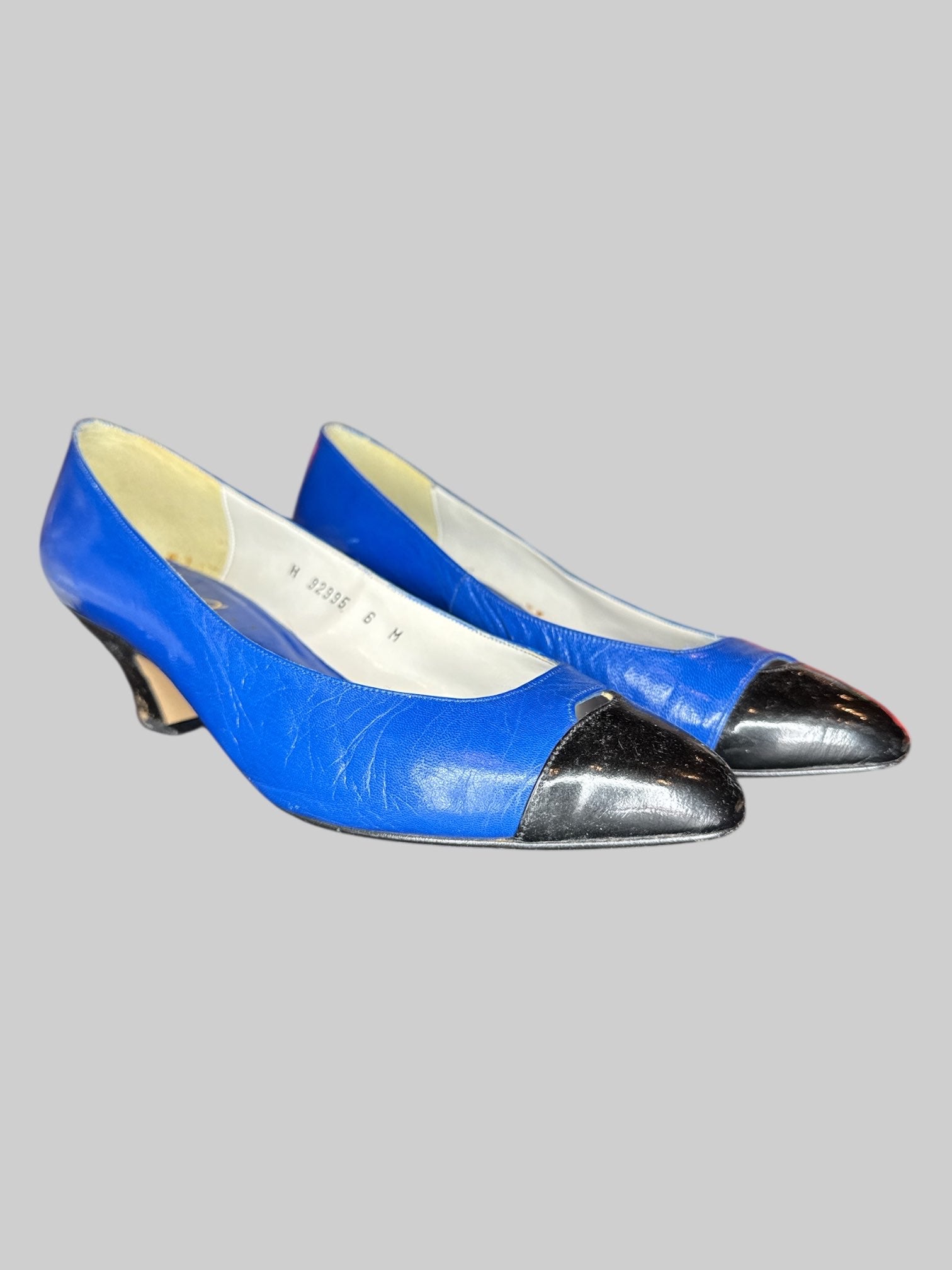 vintage blue and black kitten heels size 6