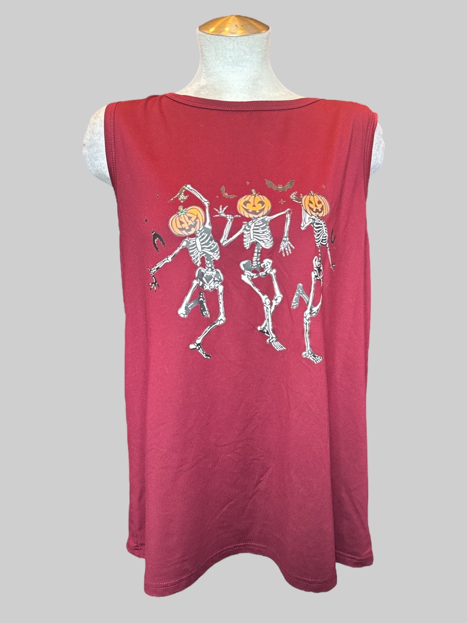 1X Burgundy sleeveless top with skeleton pumpkin graphics