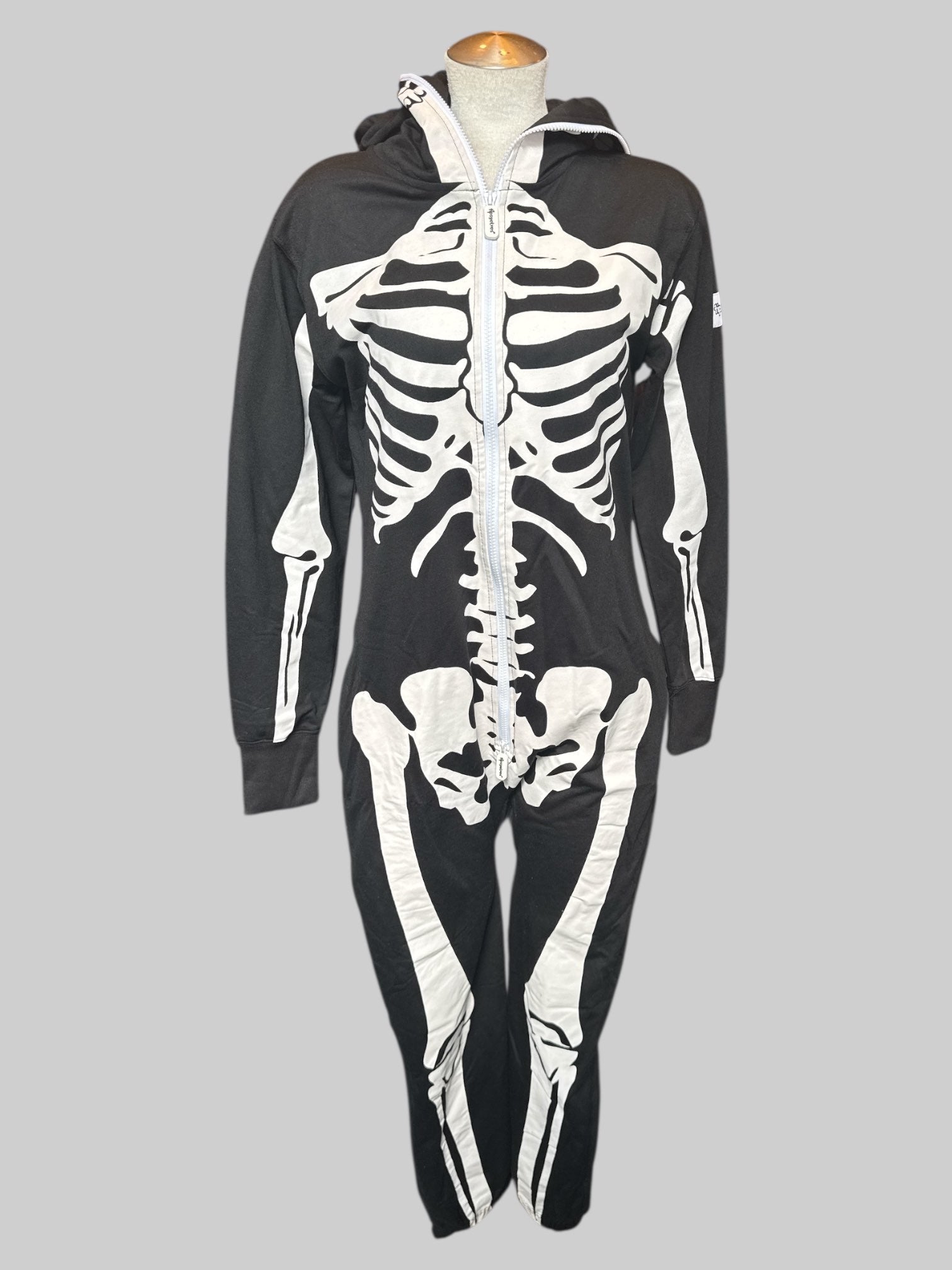 L One piece black and white skeleton suit