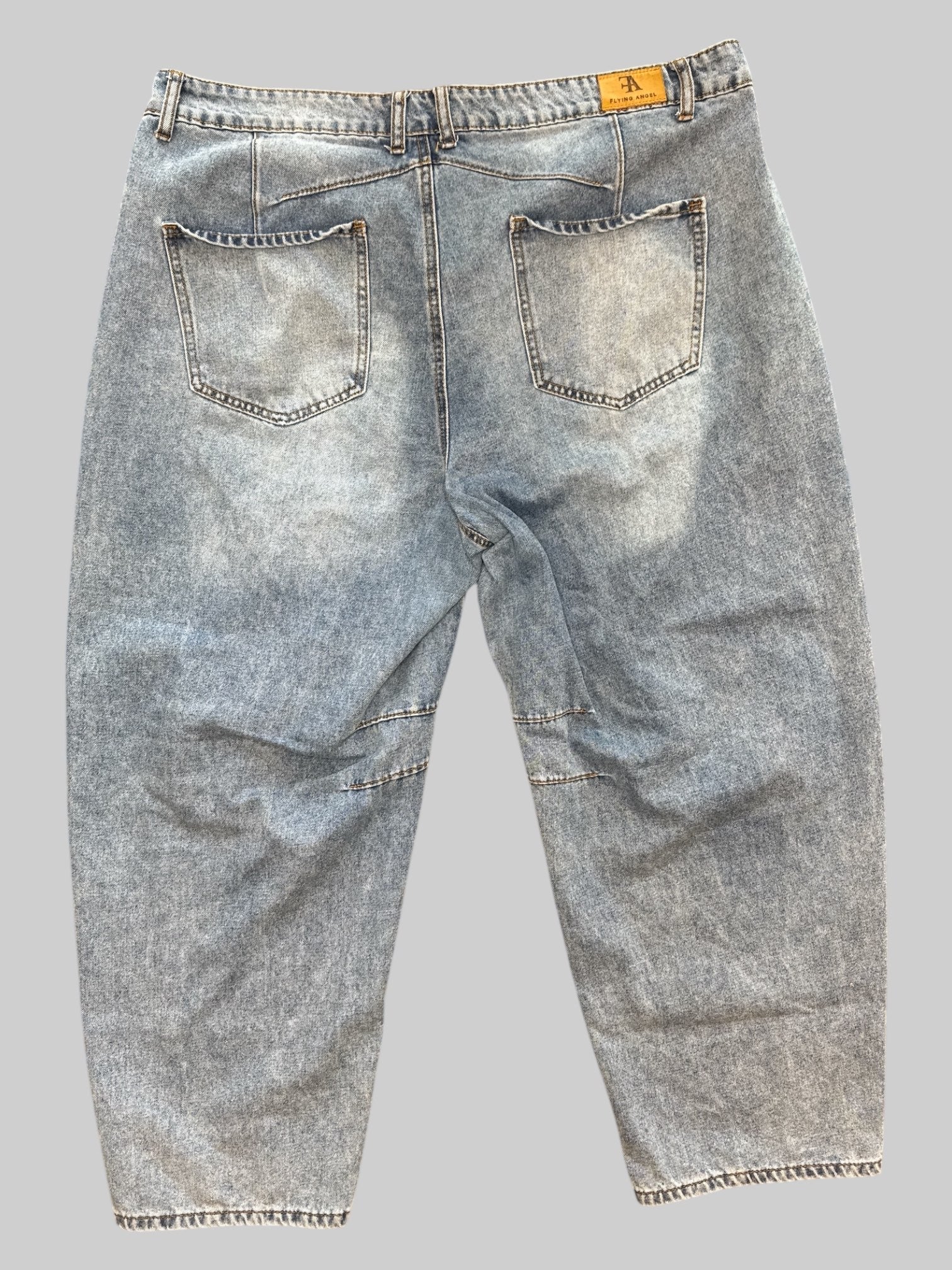 1X Light wash denim jeans