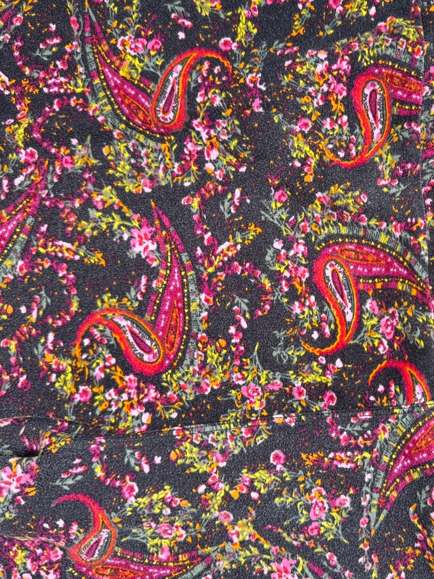 0X Black leggings with multicolor paisley and floral pattern