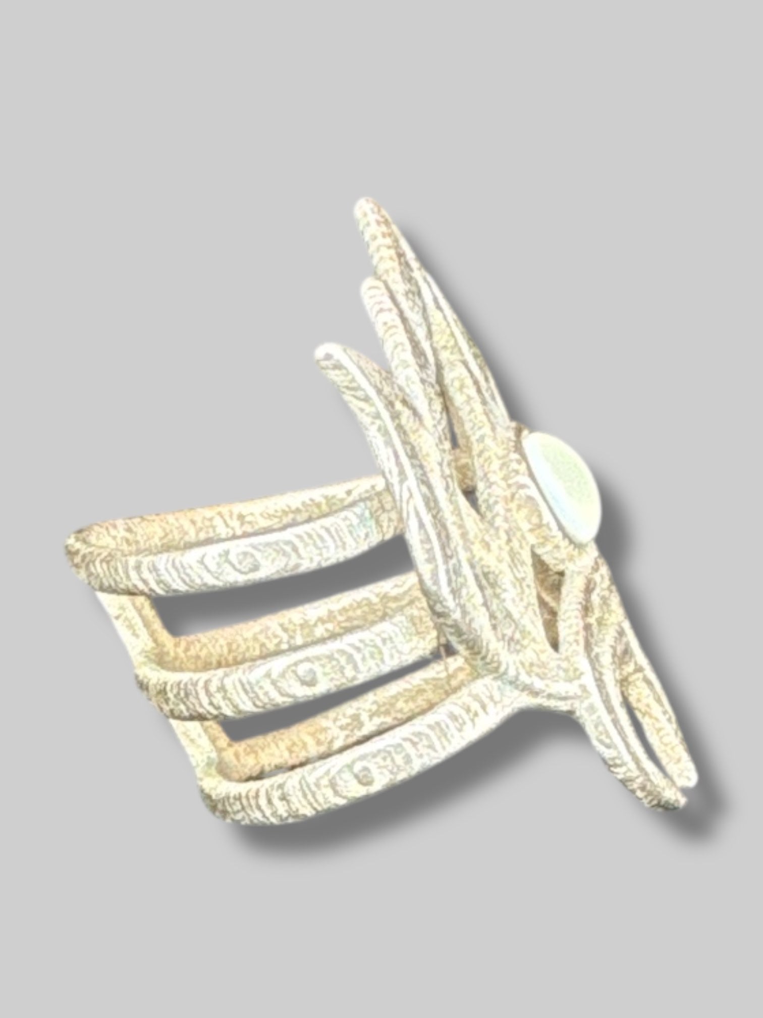 Size 6 Silver tone geometric shaped ring