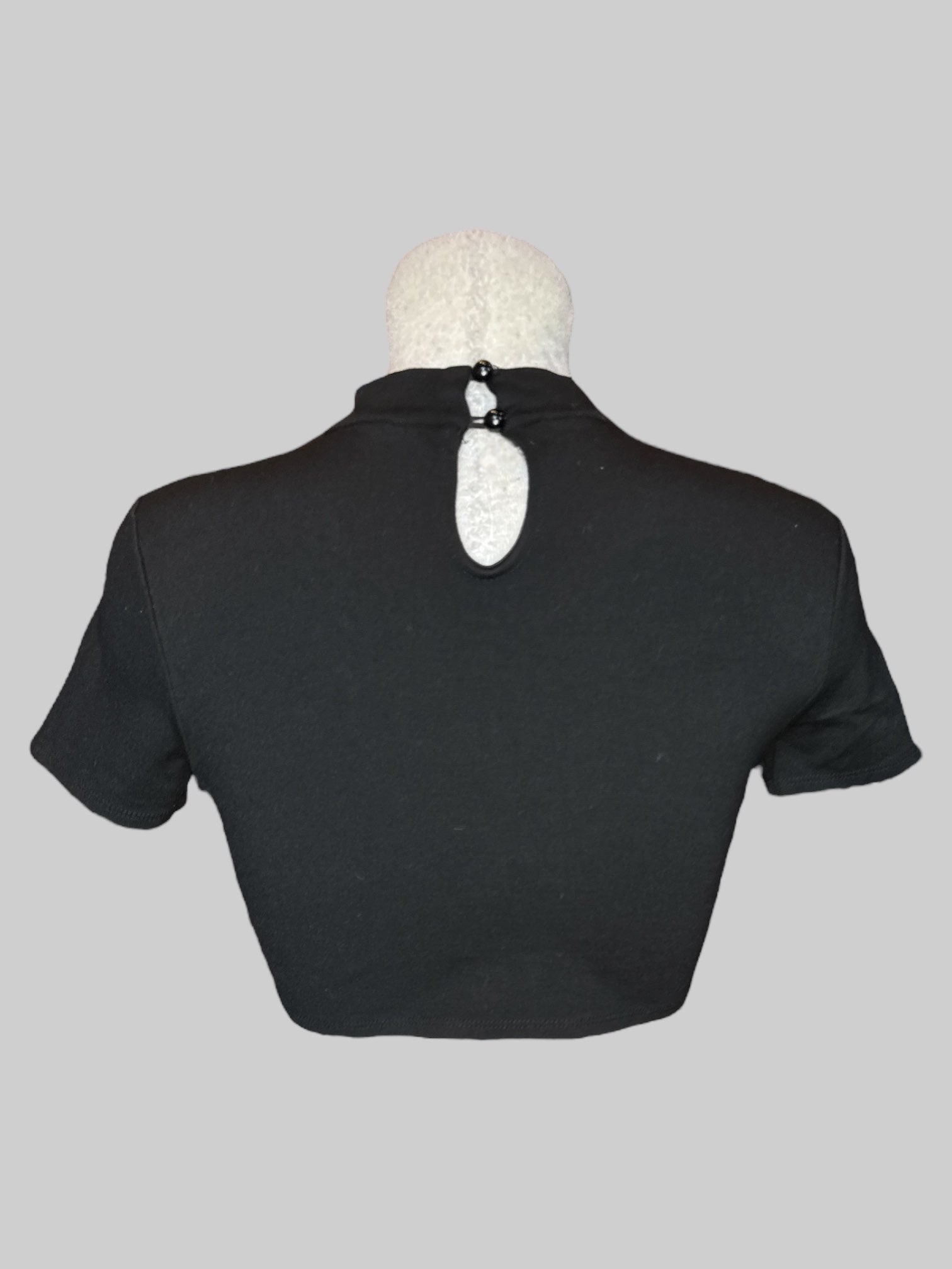 S Black crop top with mock neck and keyhole back