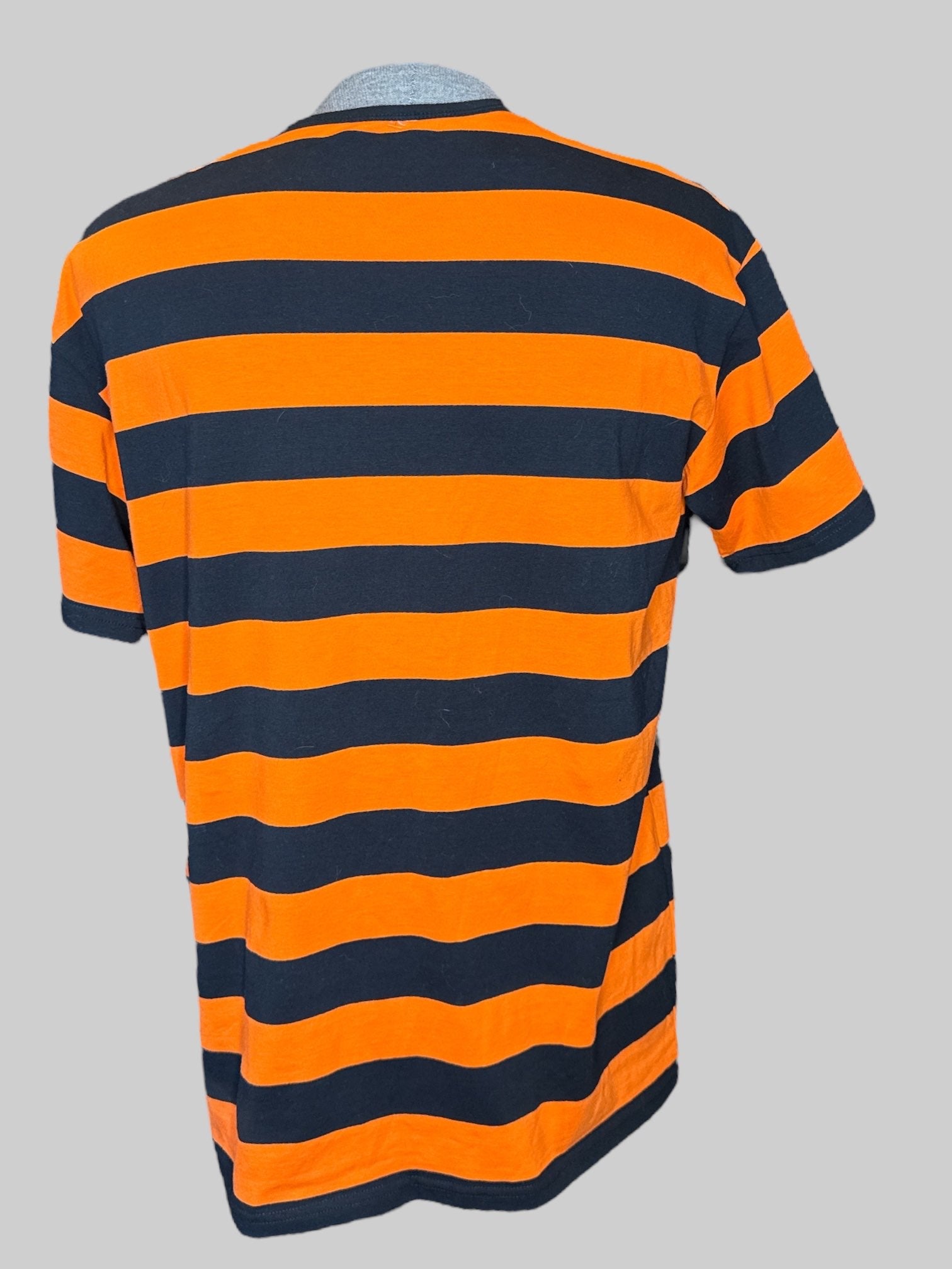 L Black and orange striped top with spooky cat