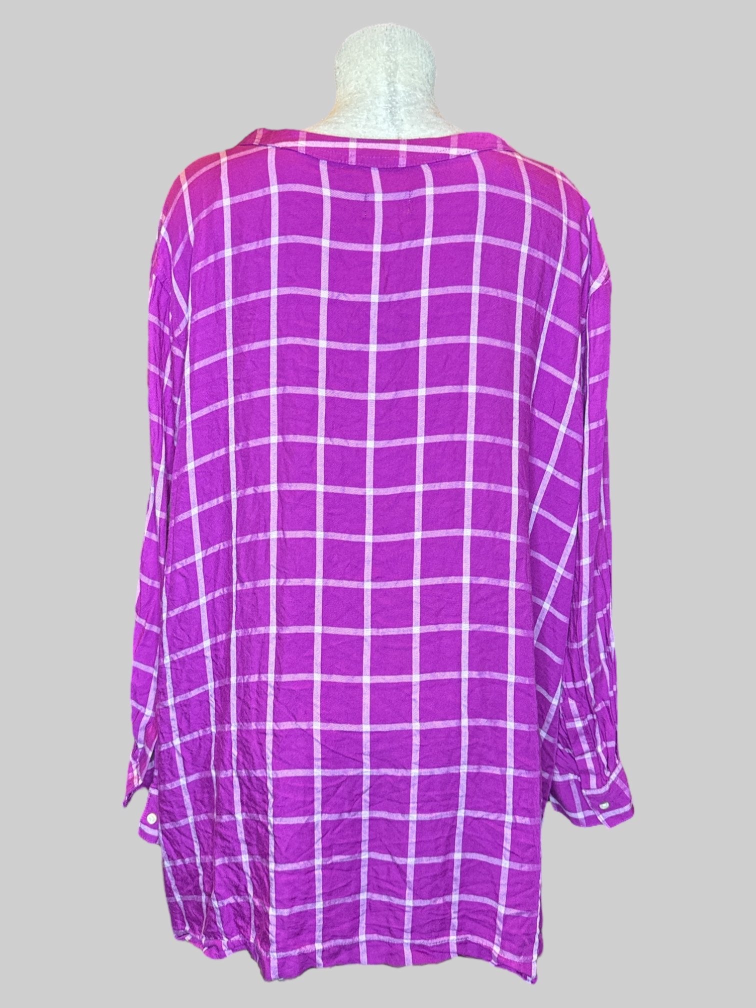 3X Magenta and white checkered button up