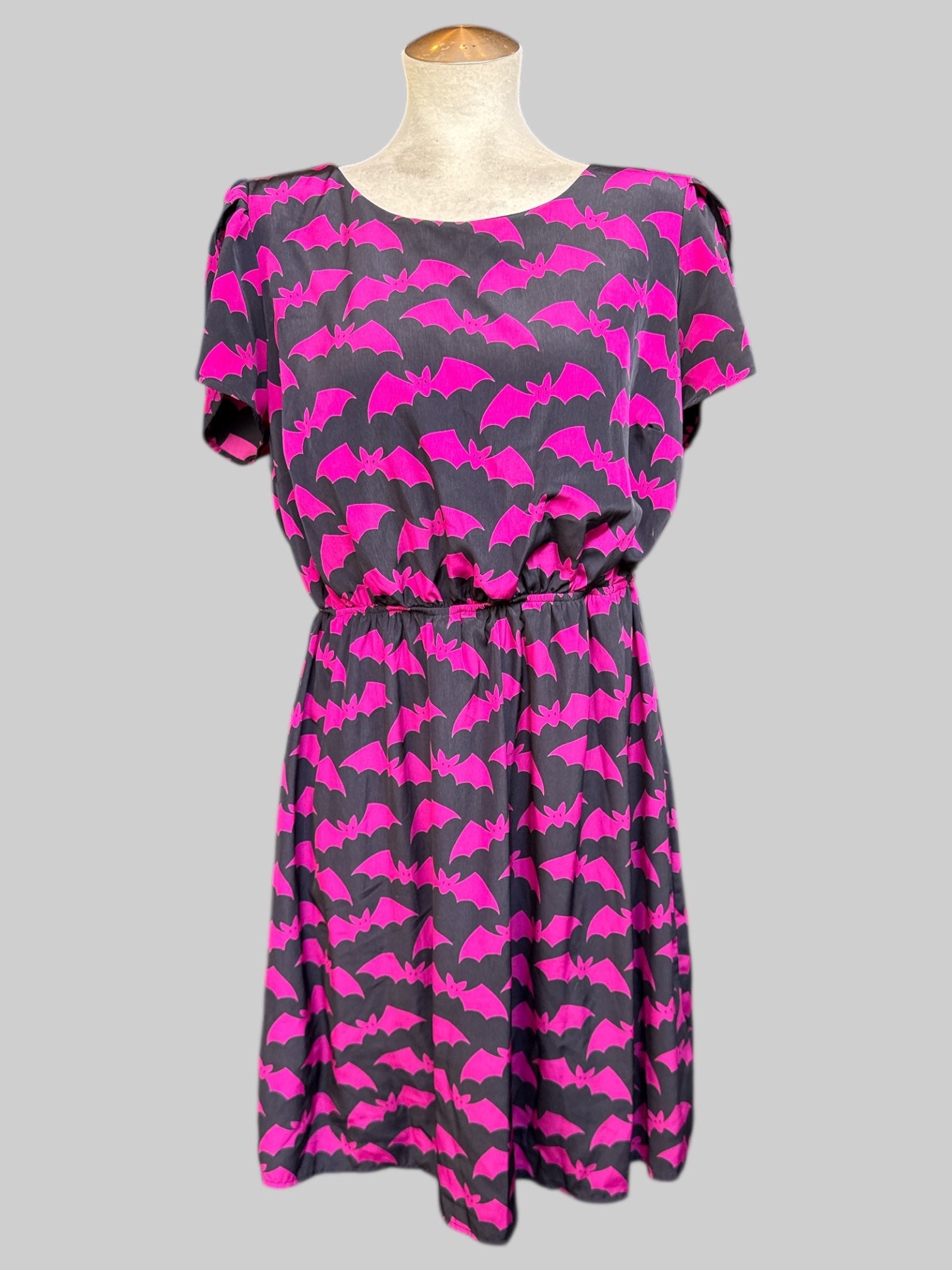 L Black dress with magenta bats and elastic waistband