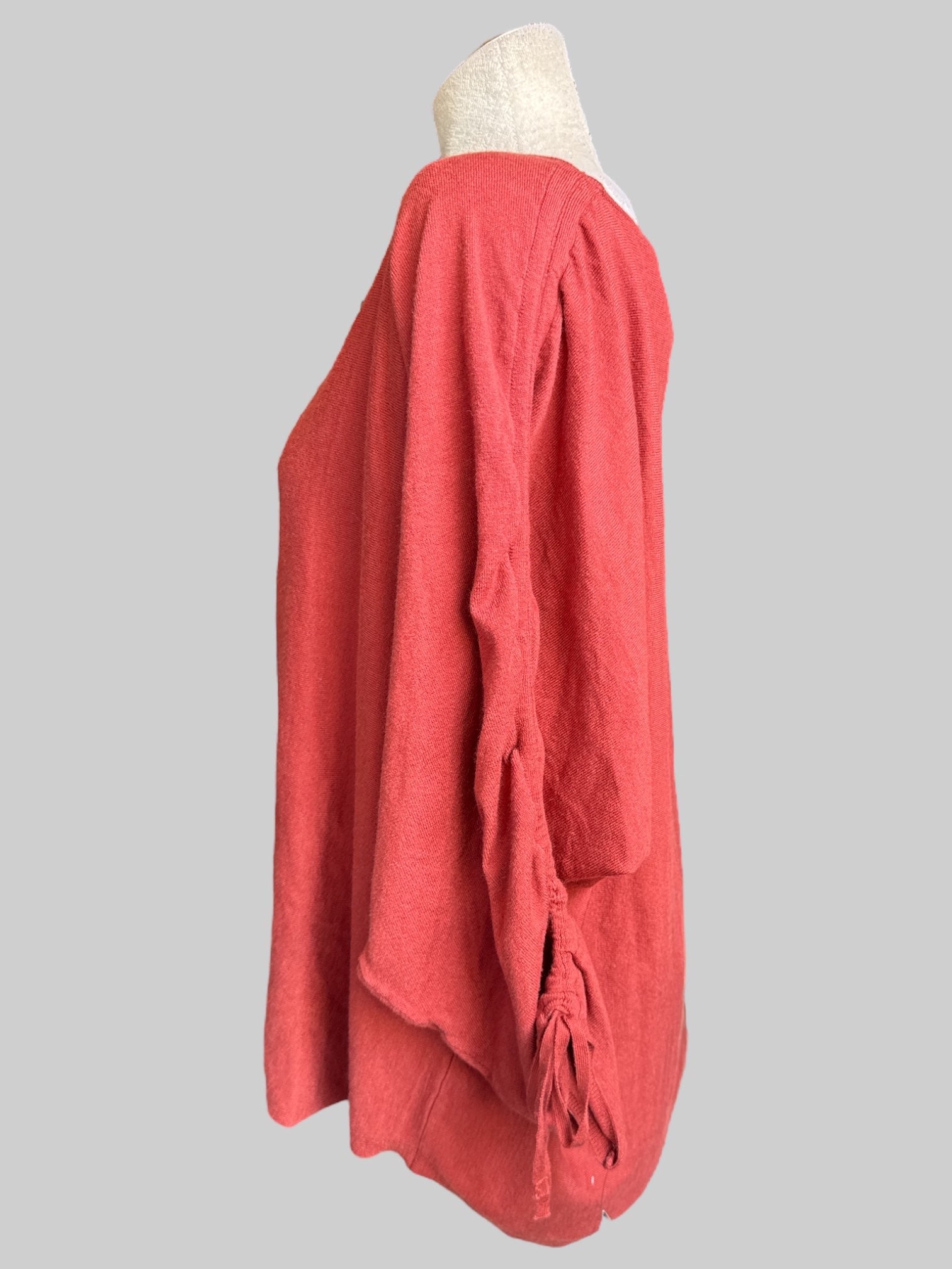 4X NWT Orange sweater top with drawstring sleeves with ties