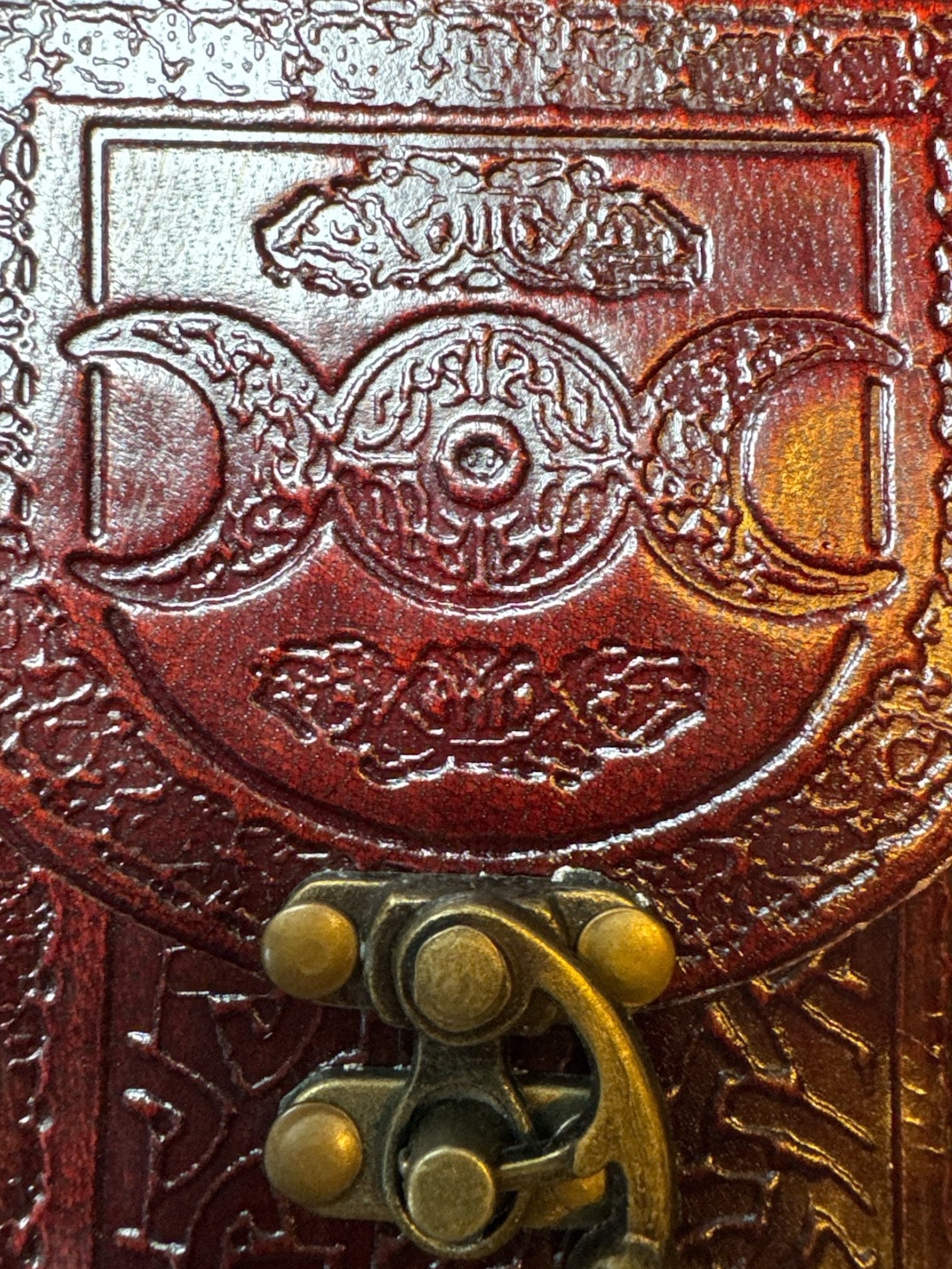 Genuine leather tarot pouch with carvings