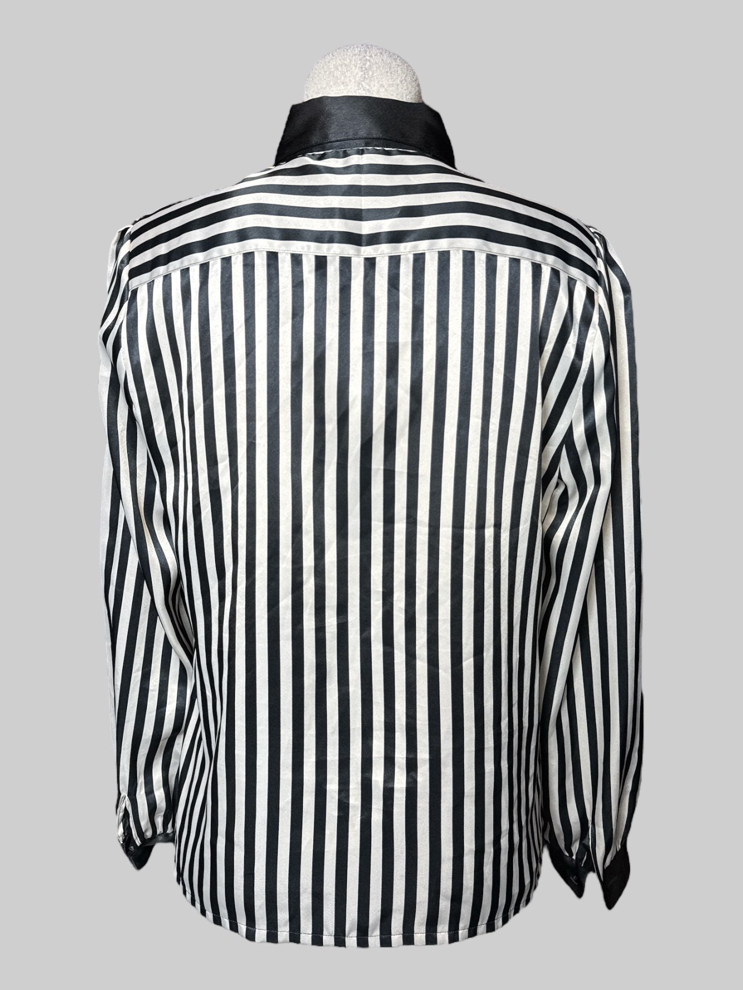 M vintage black and off-white striped button-down top with satin like texture