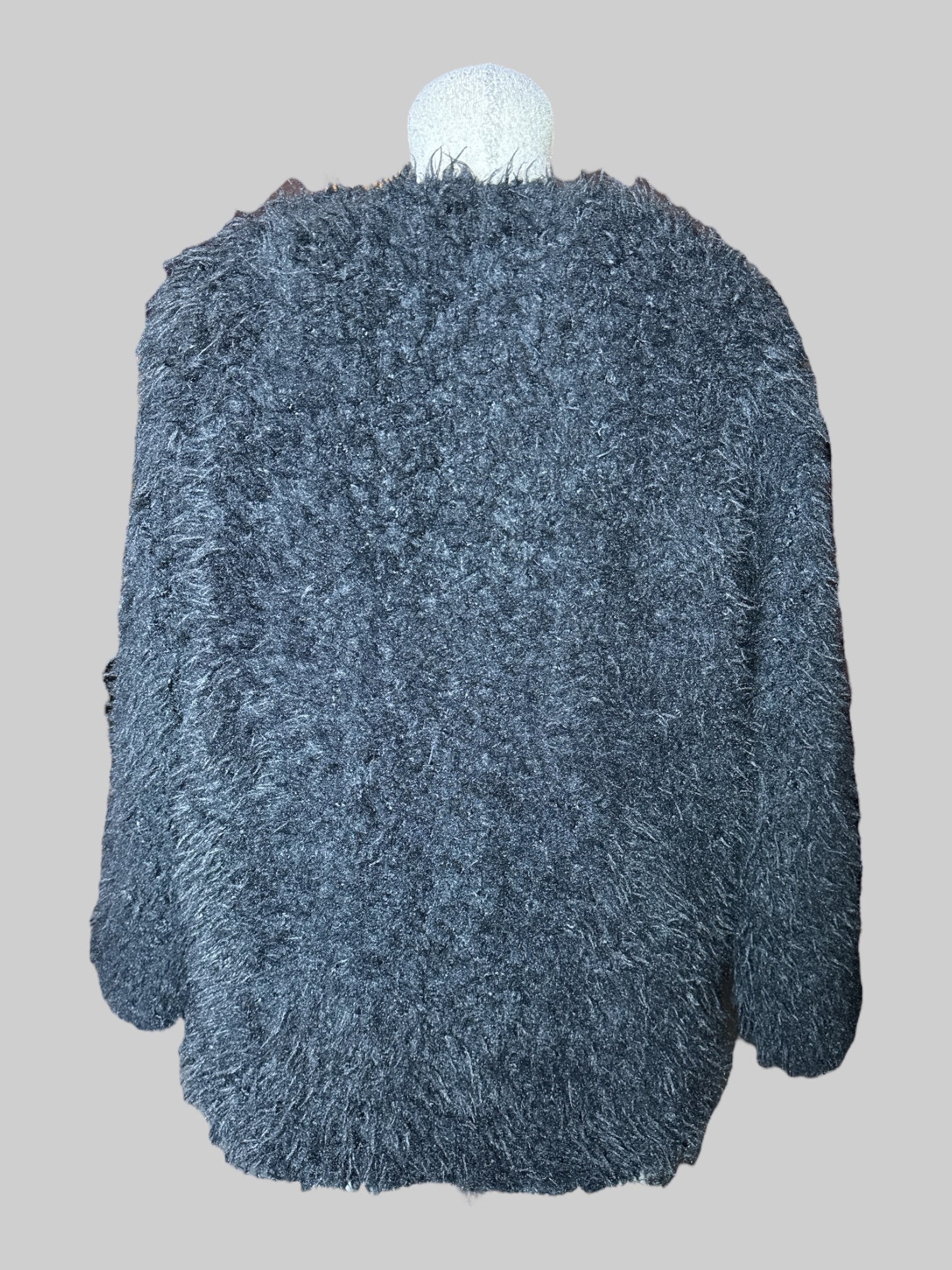 L black long sleeve fuzzy jacket with clasps on front