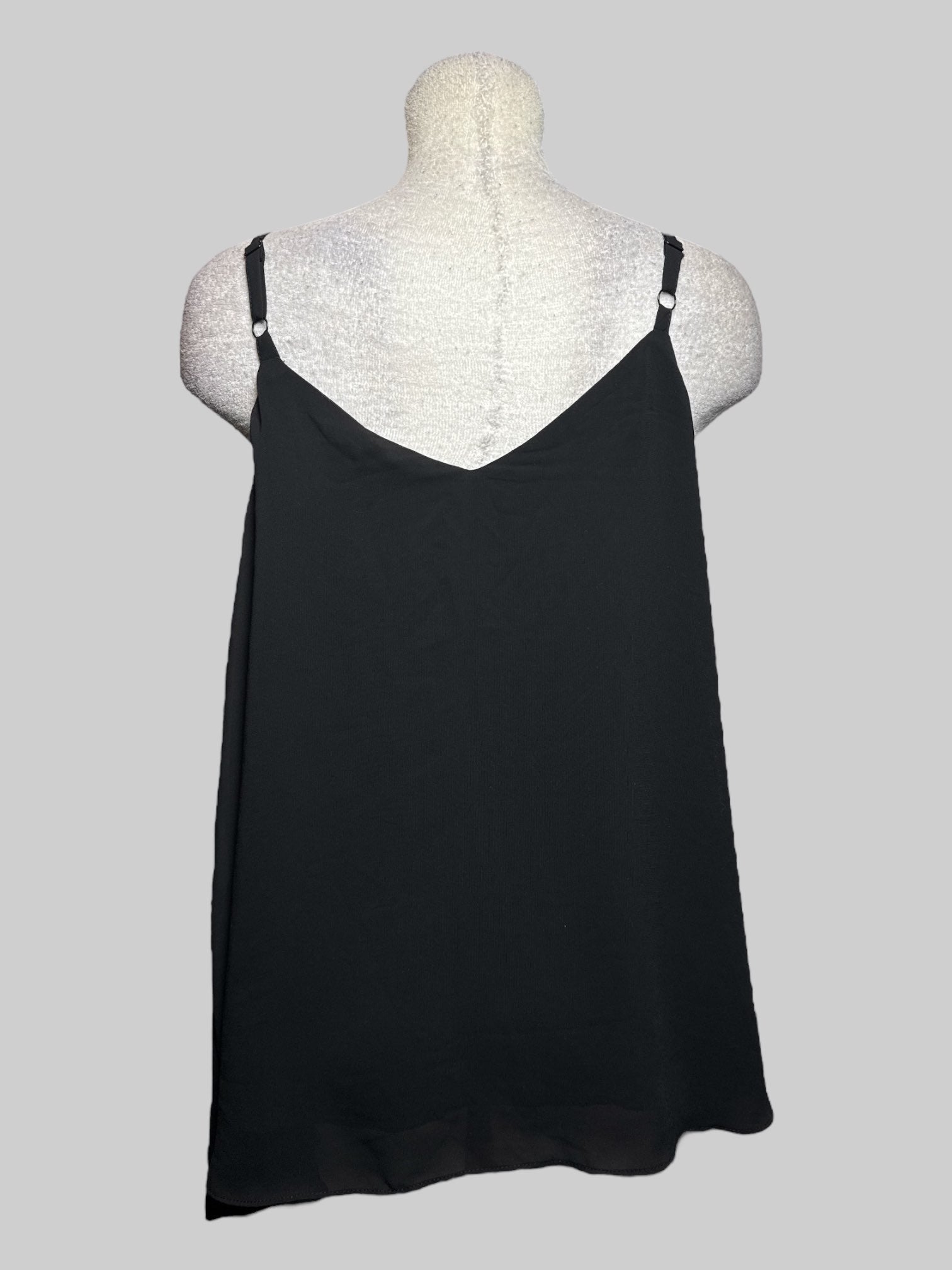 2X black flowy layered sleeveless top