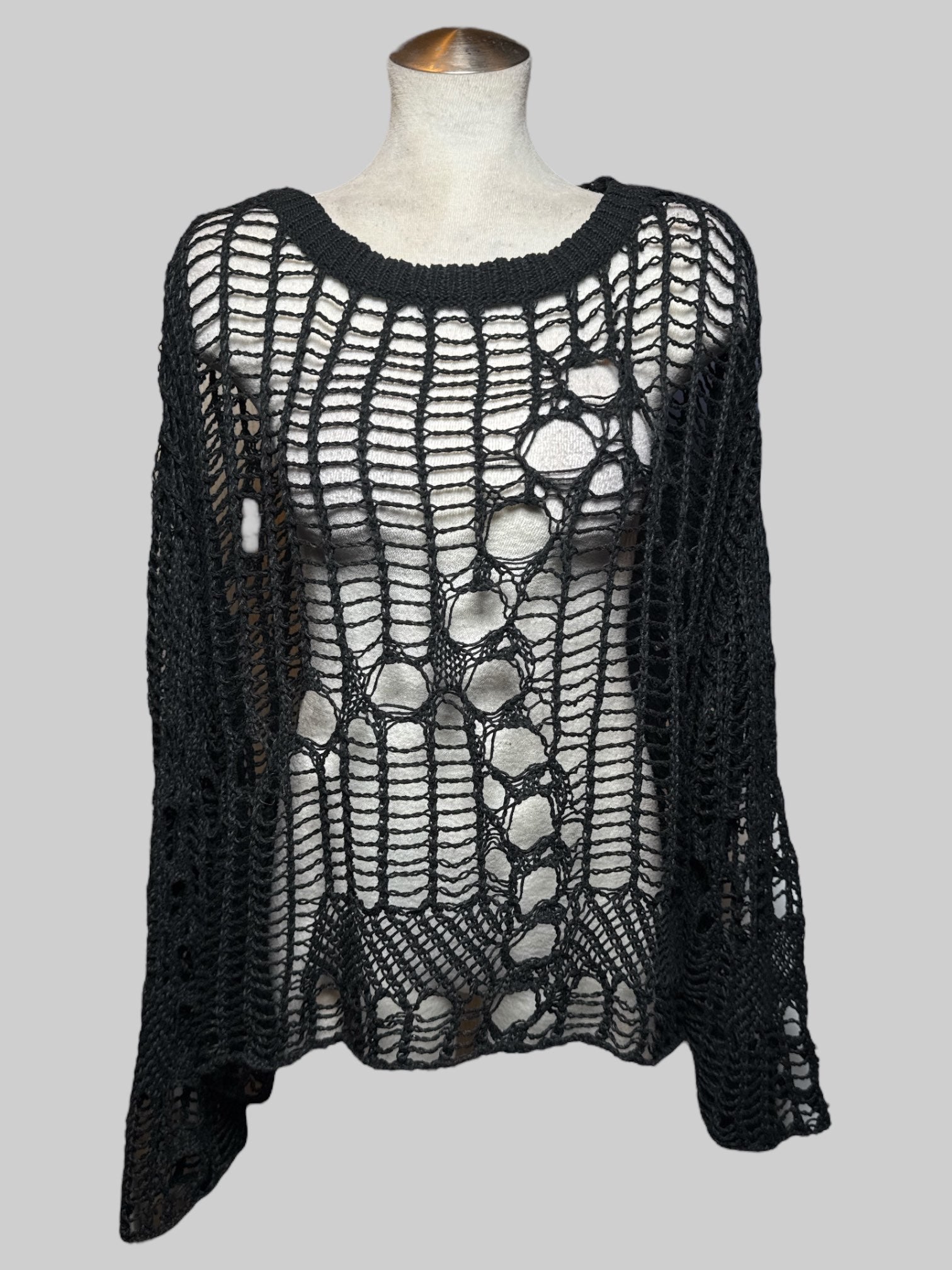 4X black loose knit sweater