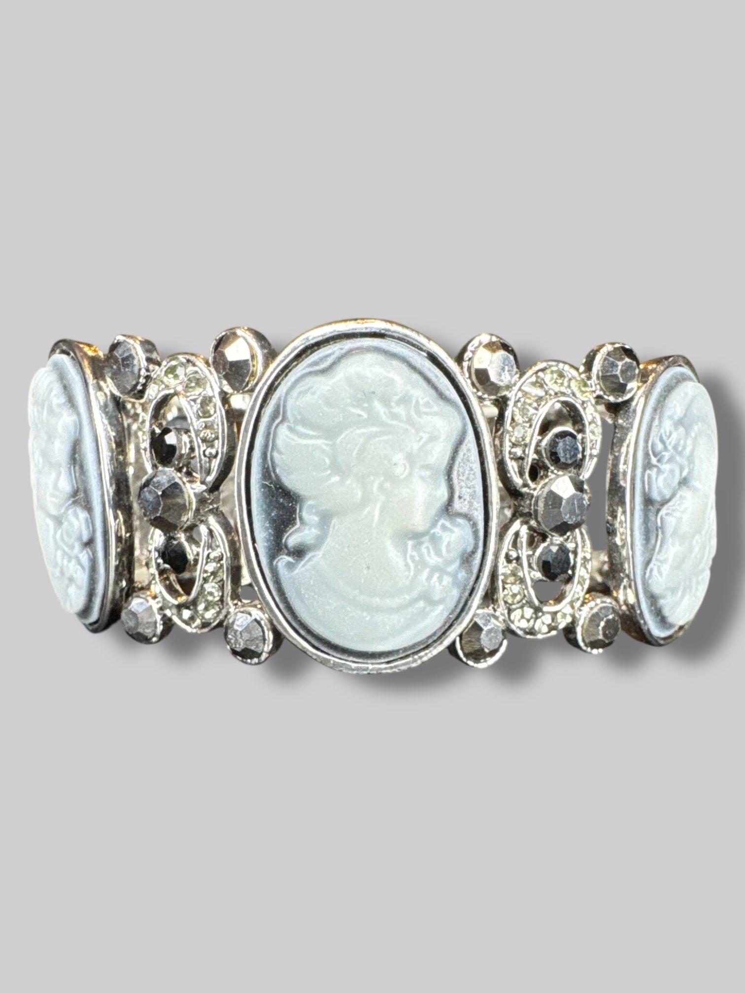 Silver and black cameo bracelet
