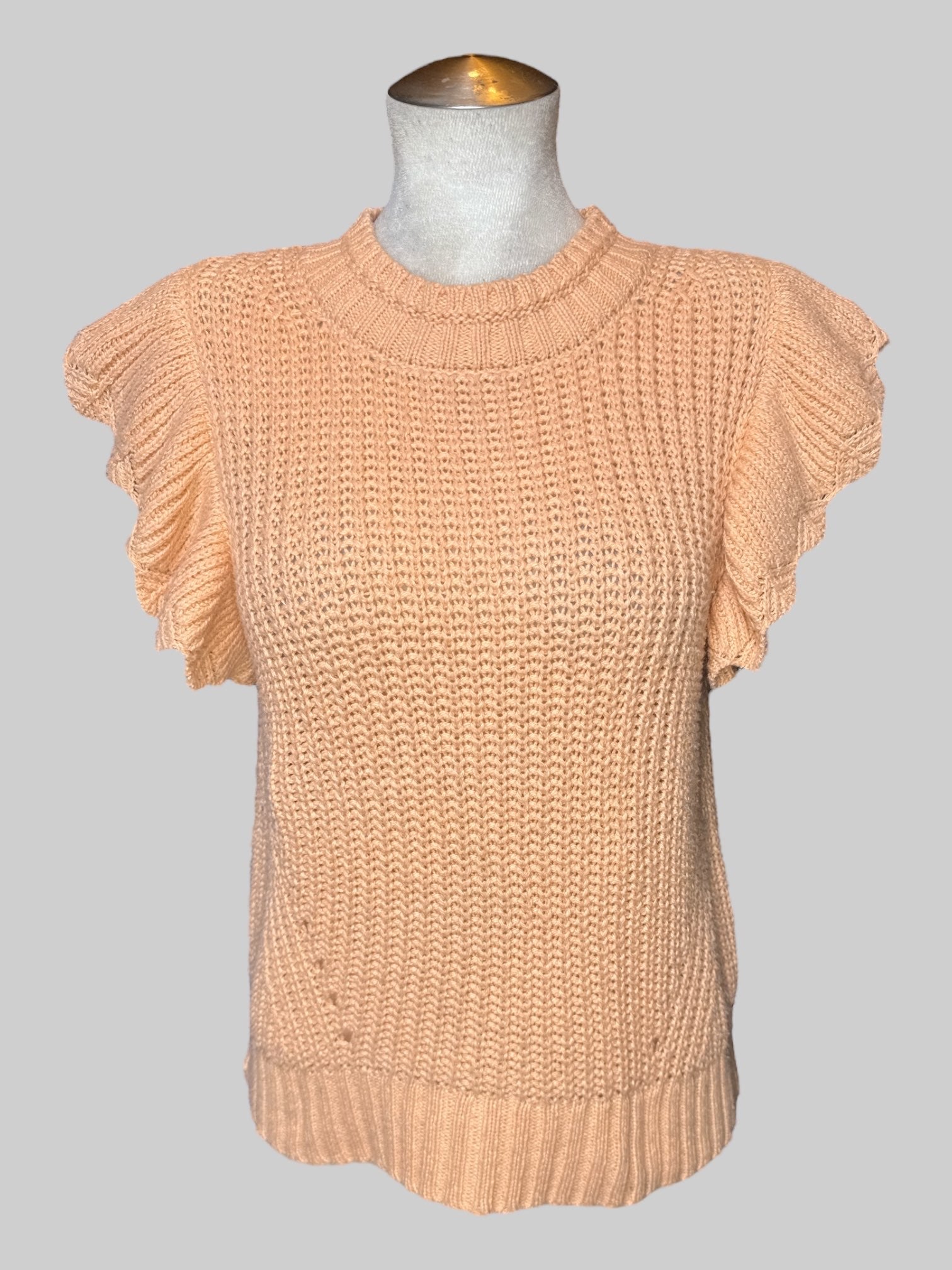 XL light orange knit, short sleeve sweater with flowy sleeves