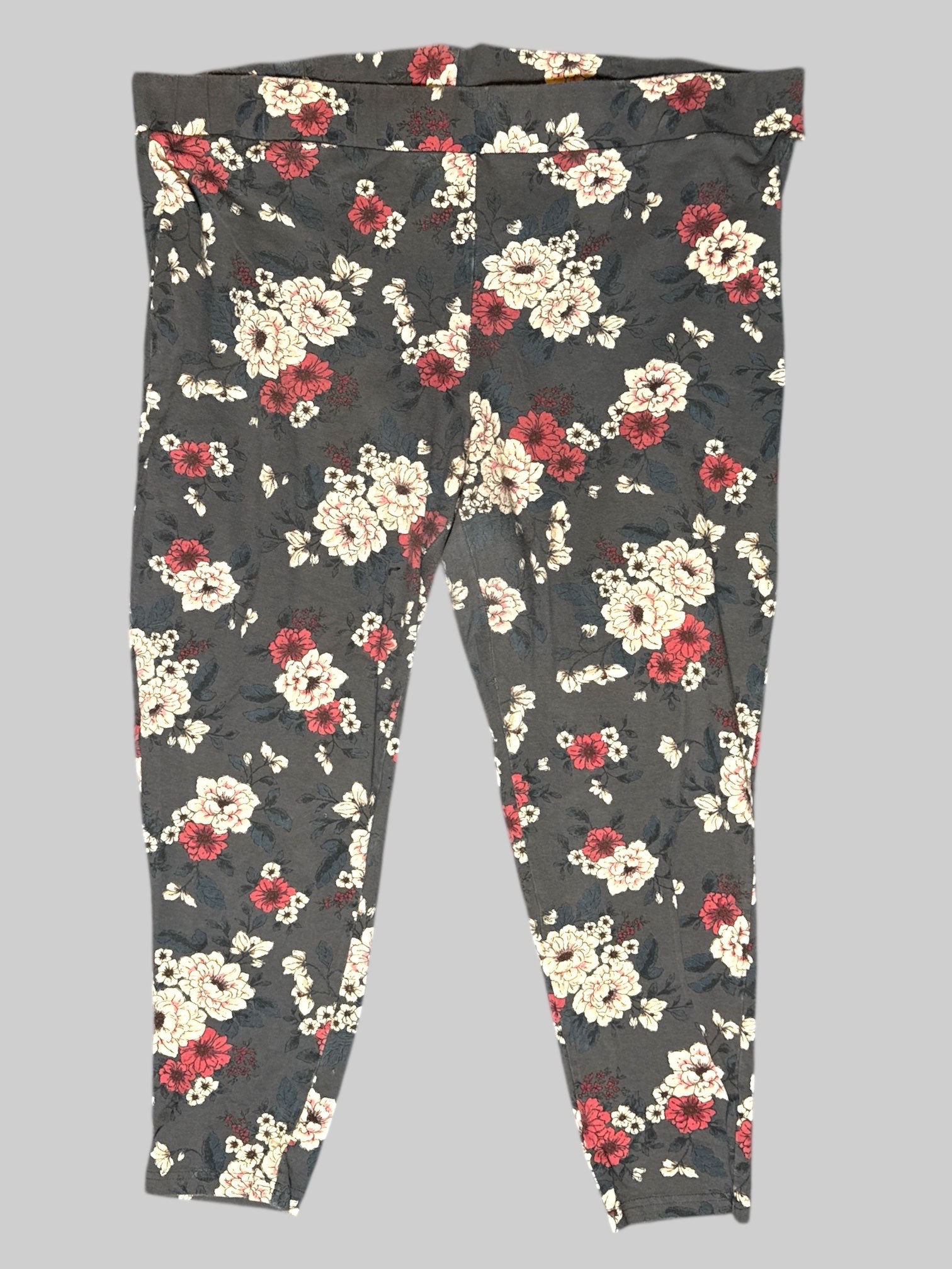 3X Torrid gray leggings with pink red florals