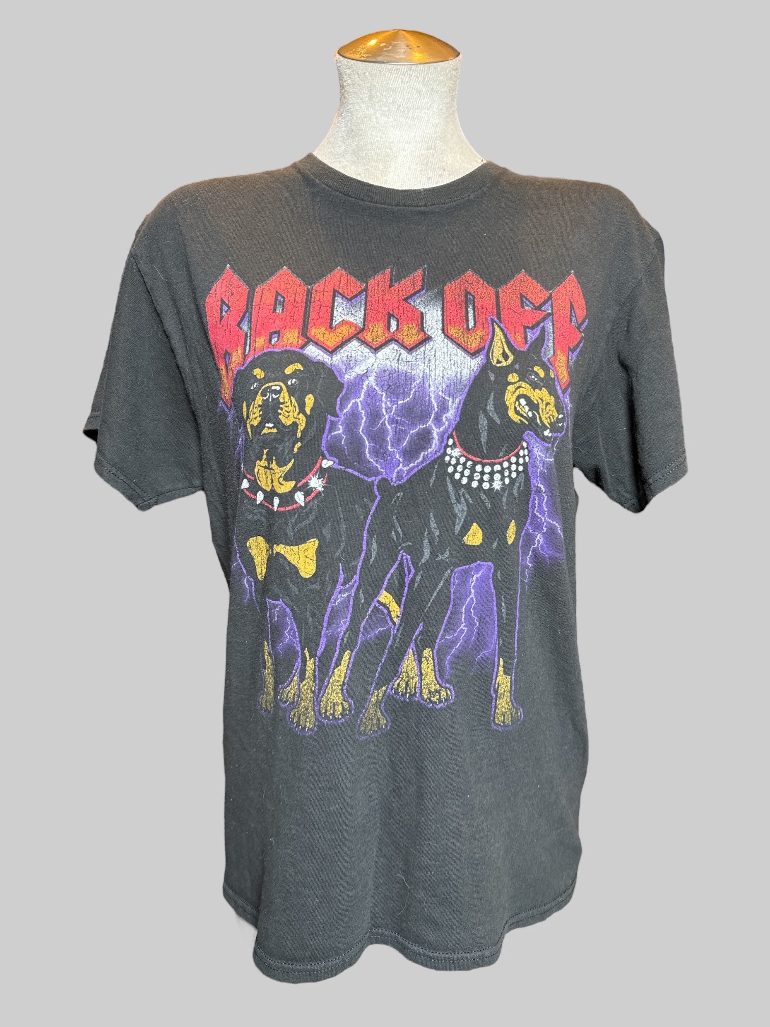 L black T-shirt with “back off” graphic with Doberman and Rottweiler