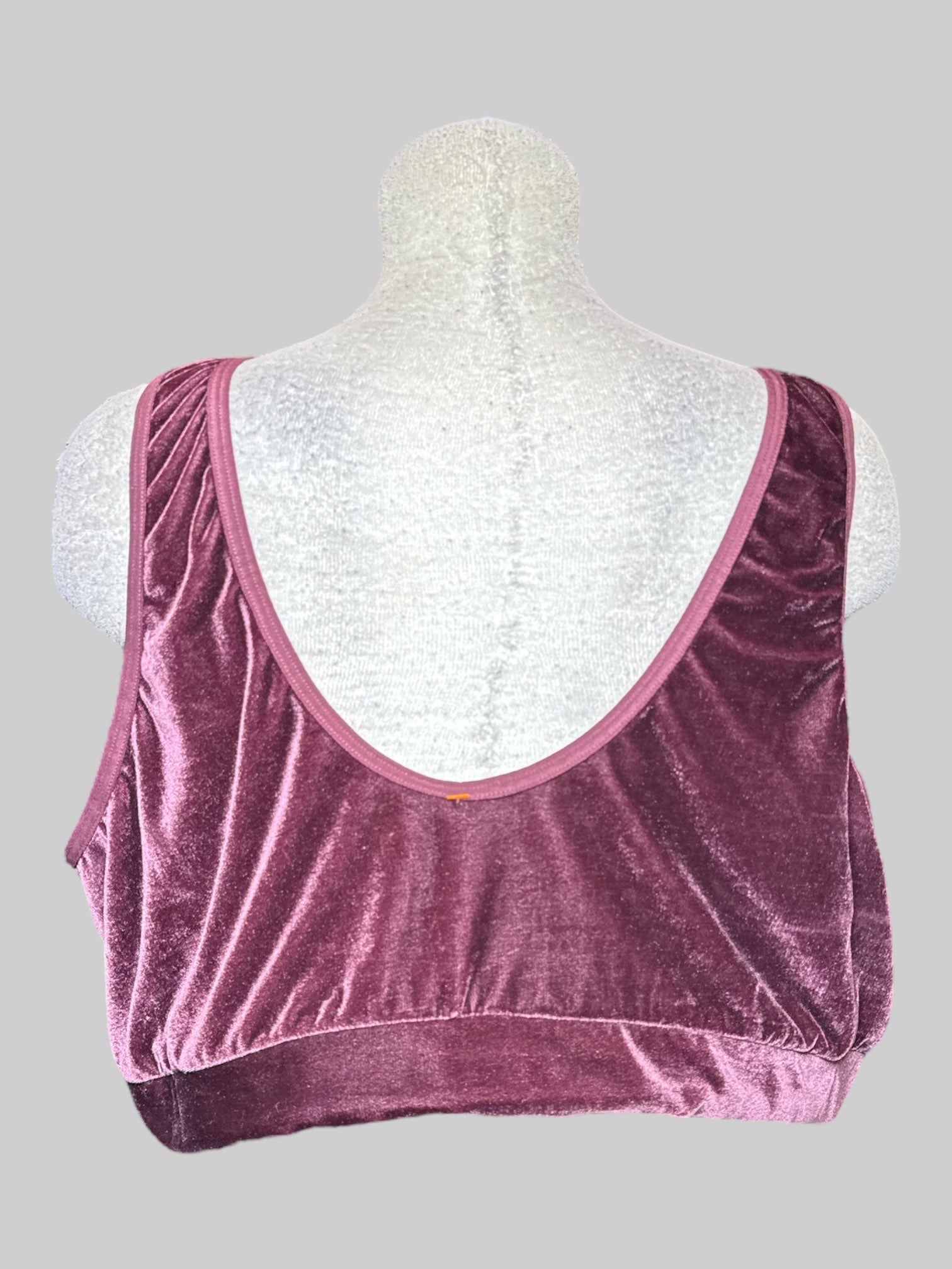 4X Torrid purple velvet sports bra