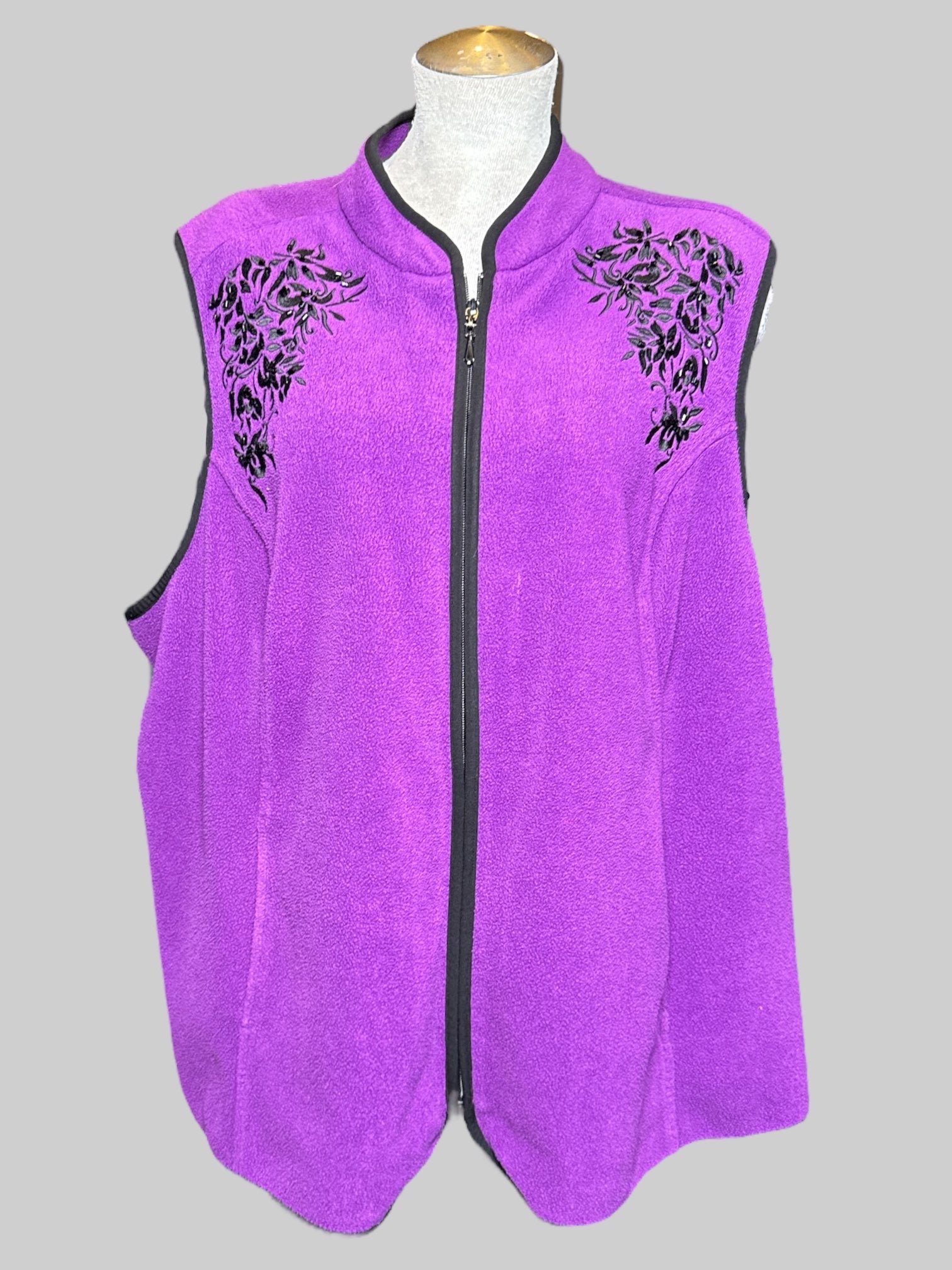 5X vintage purple zip up vest with black botanical embroidery and beading