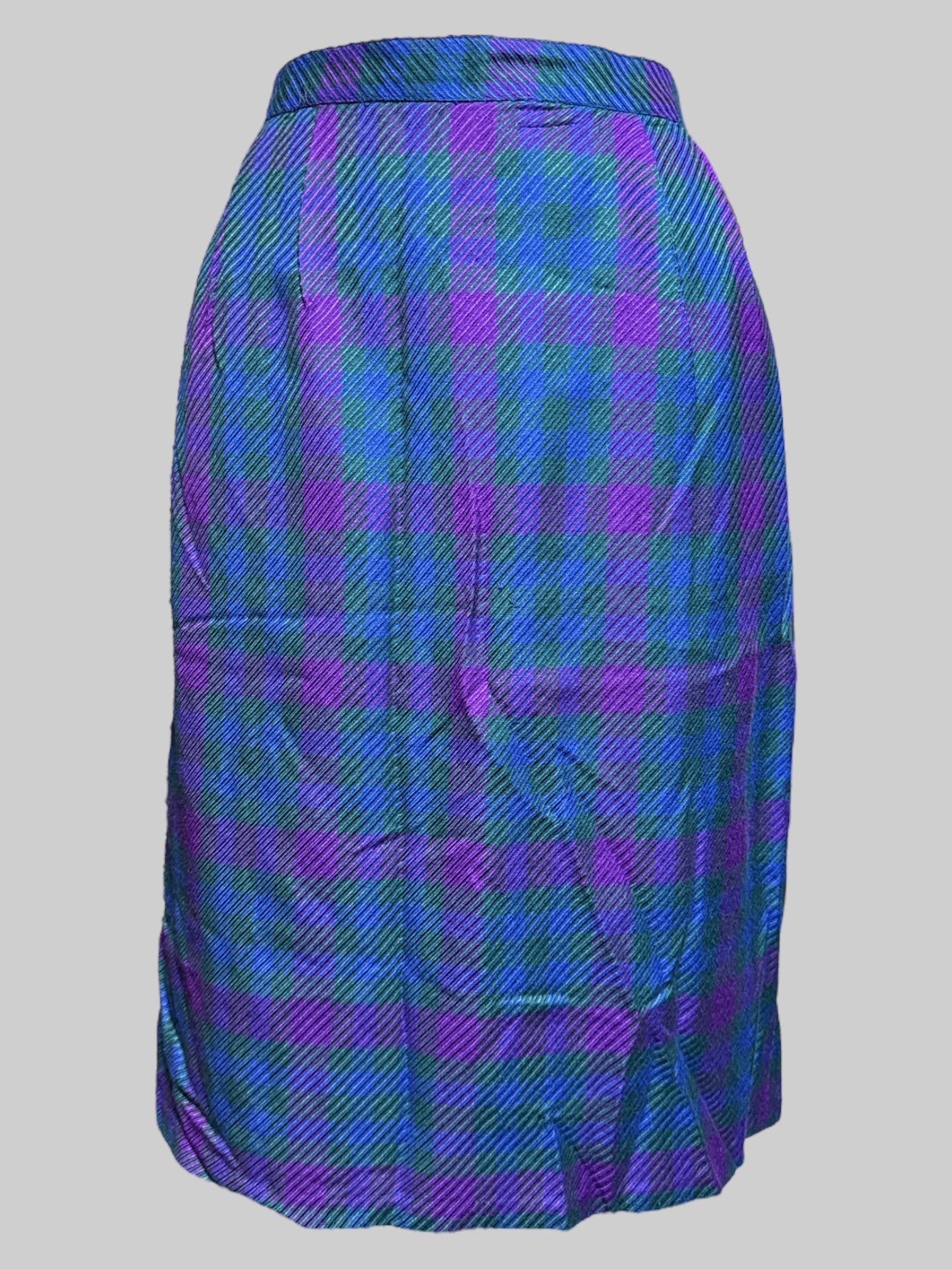 S vintage blue, black and purple plaid skirt with pockets, button and zipper on back, and pleading on front