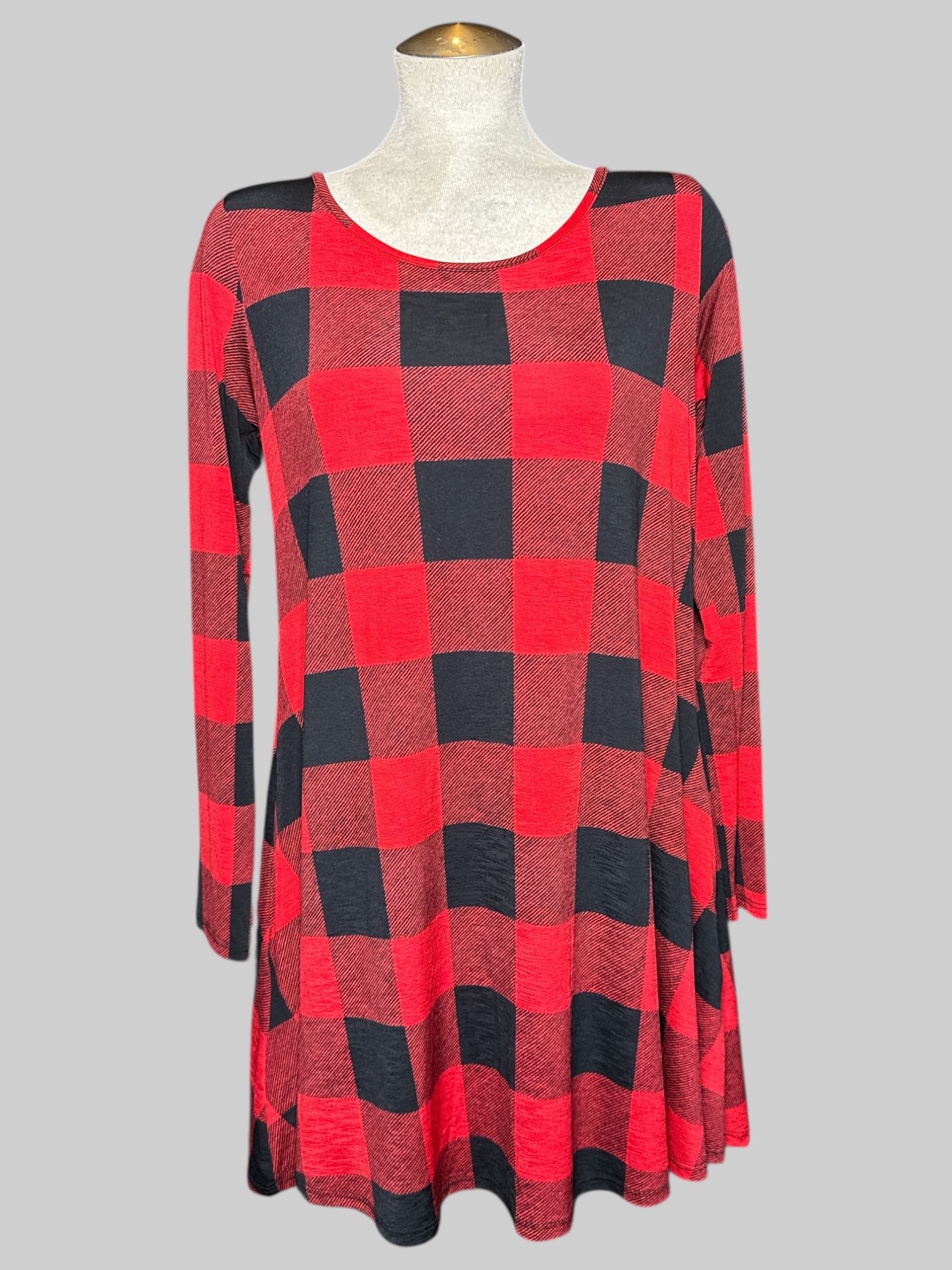 0X red and black checkered long sleeve flowy dress