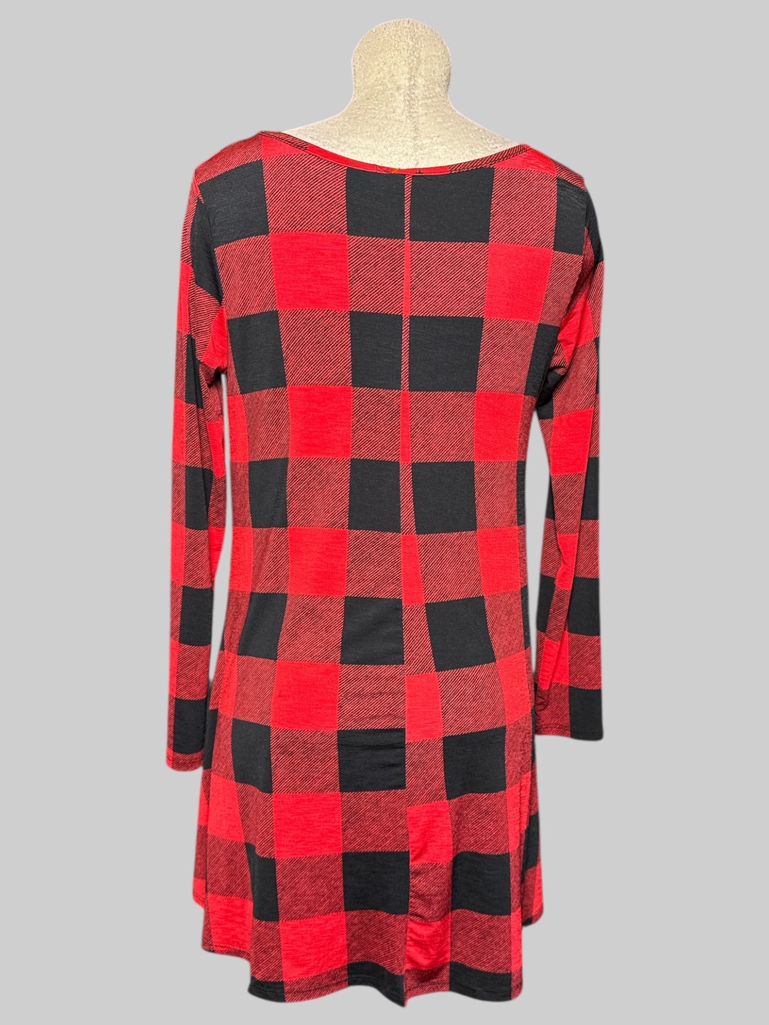0X red and black checkered long sleeve flowy dress