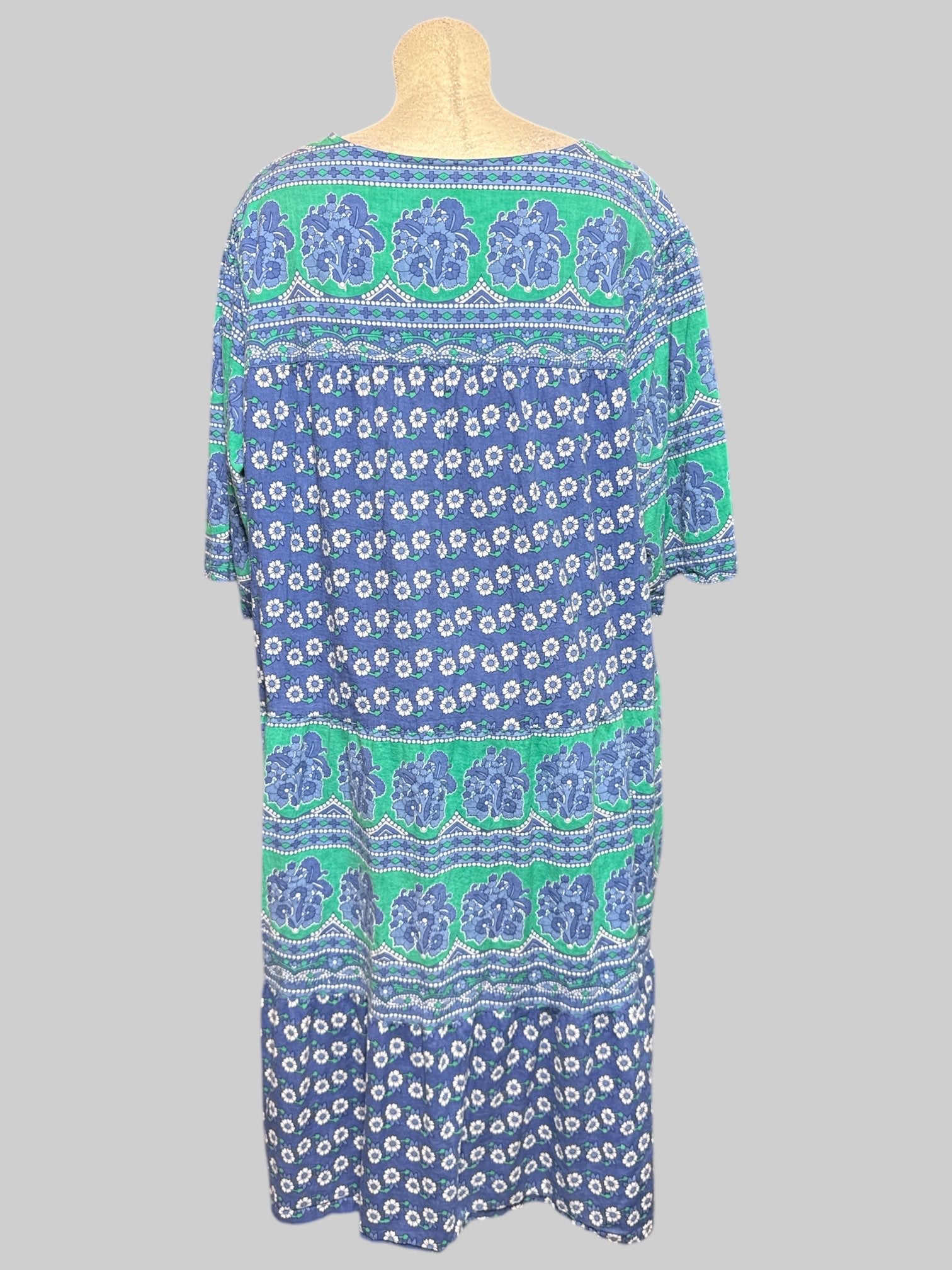 4X Vermont Country Store green, blue, and white multi pattern tiered dress